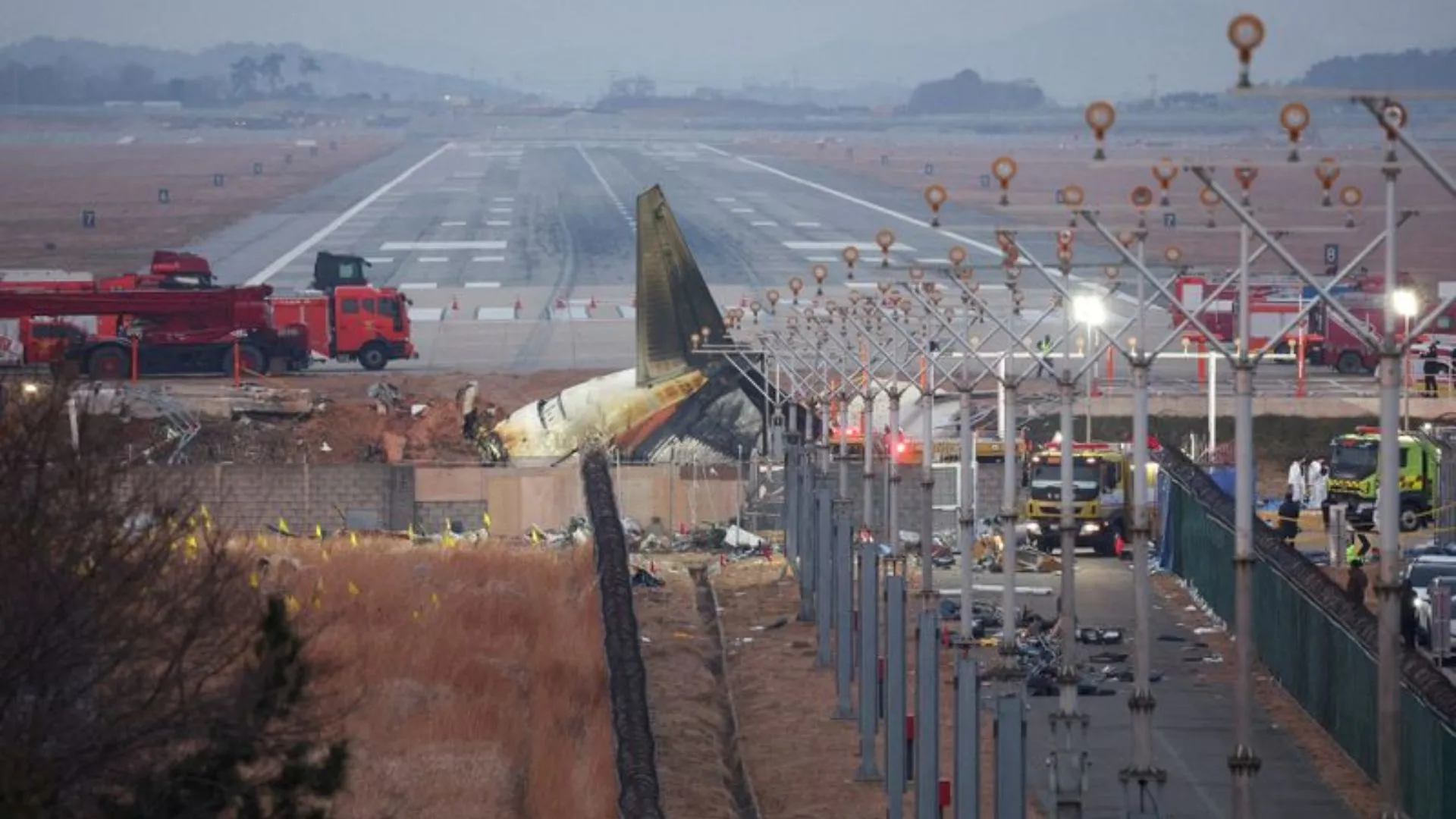 Jeju Air Crash Investigation: Missing Black Box Data And Embankment Design Under Scrutiny