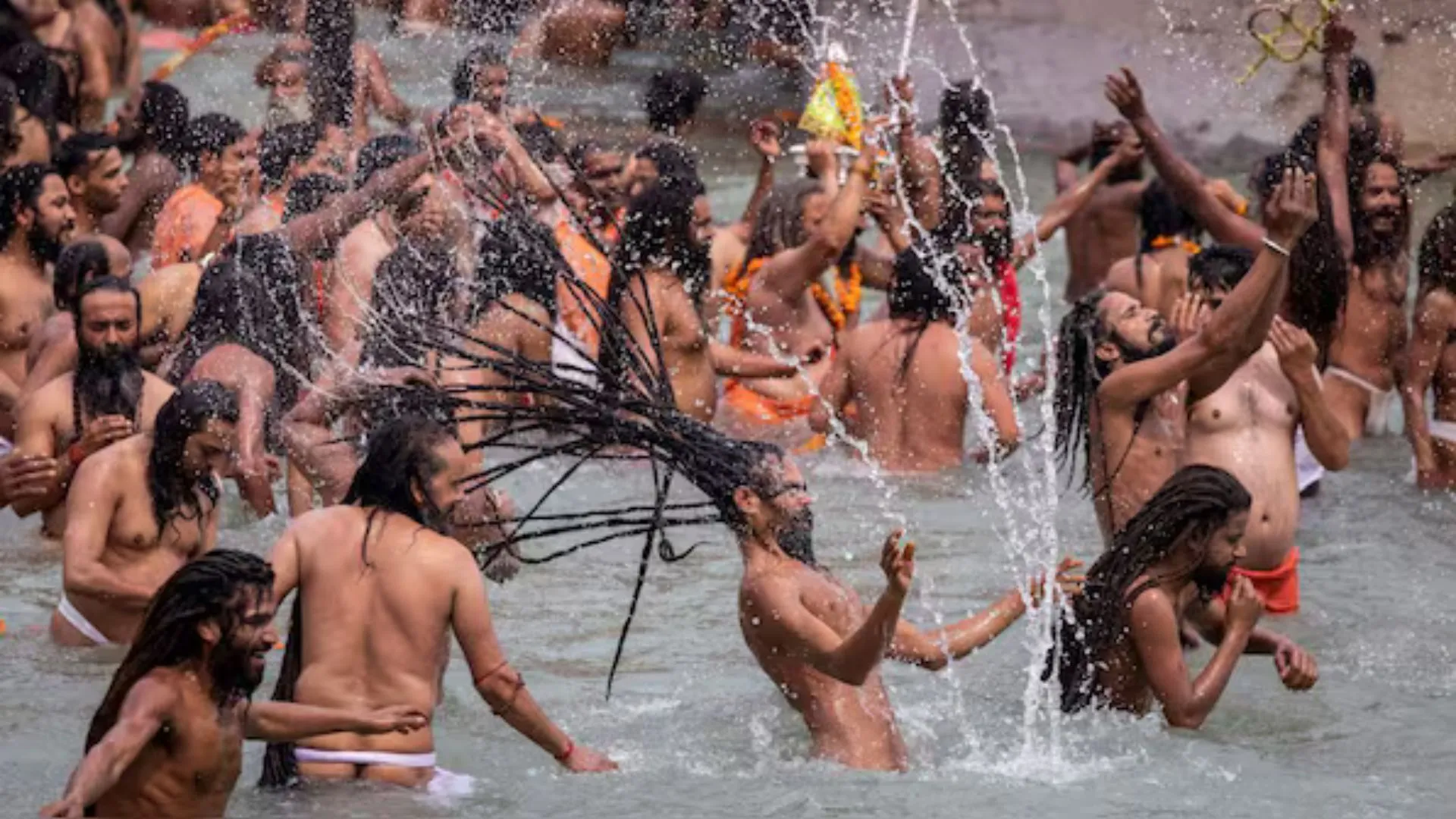 Mahakumbh 2025: What Do Naga Sadhus Eat? Know the Date of the Holy Baths