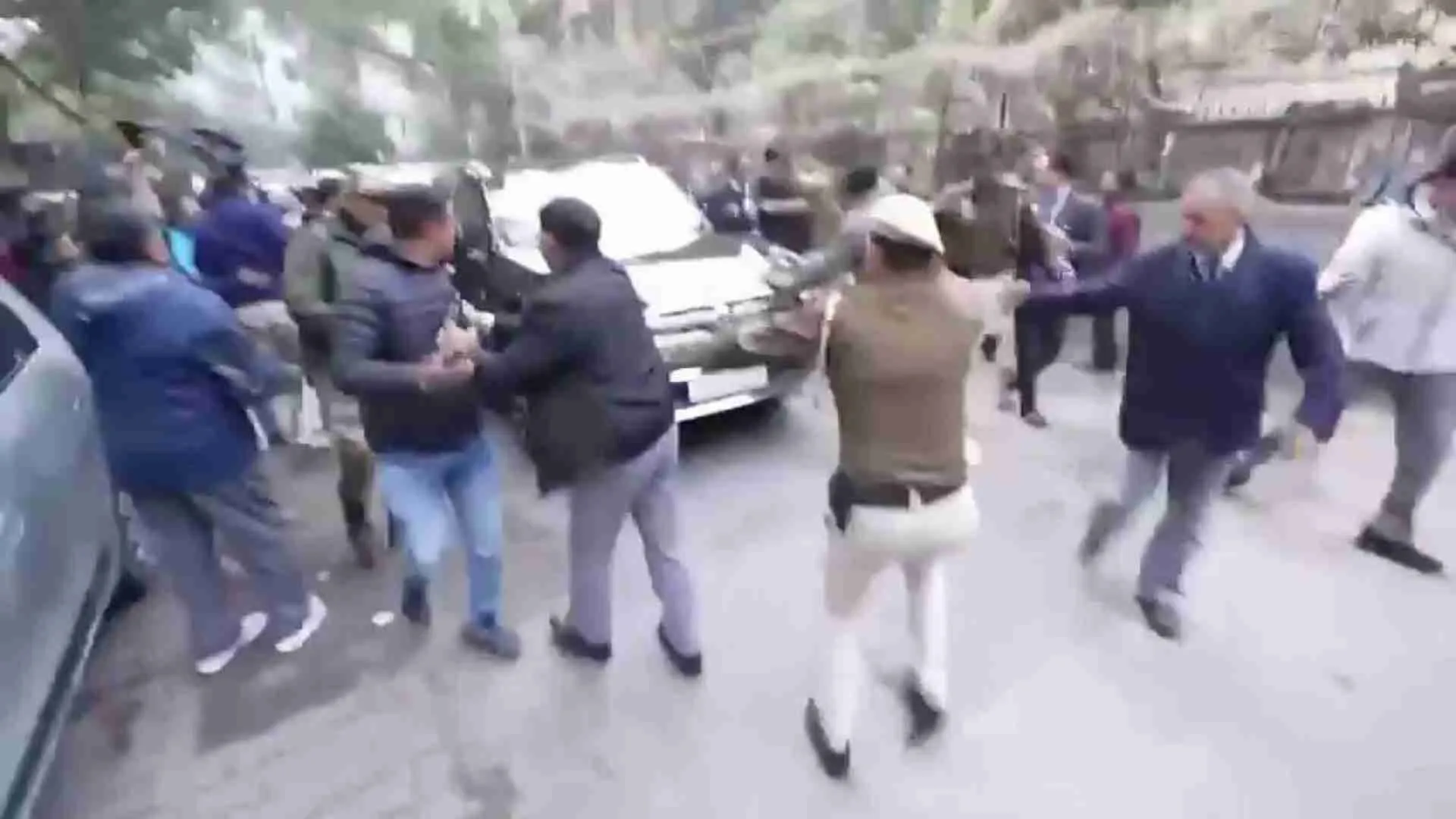 ‘Murderous Attack On Arvind Kejriwal’: Stone Attack On His Car During Election Campaign | WATCH