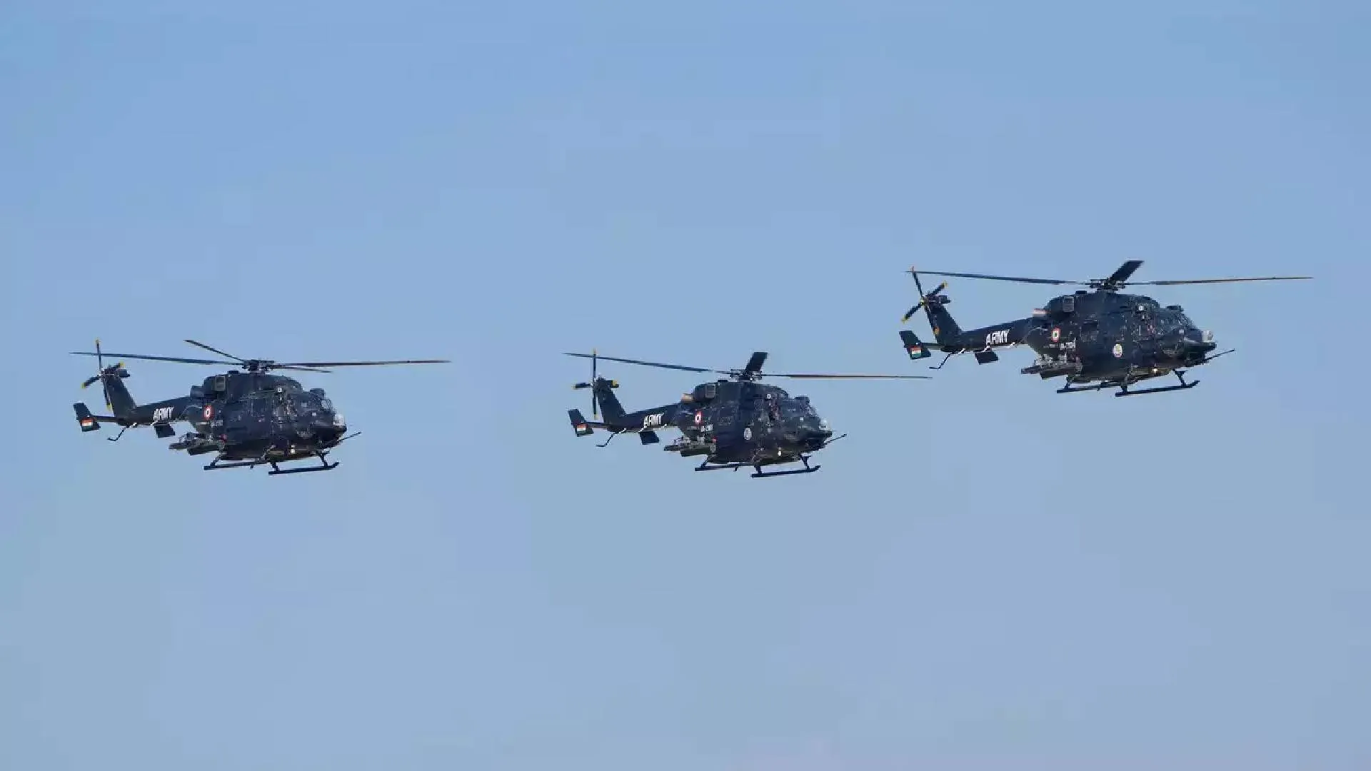 ALH Fleet Grounded, Excluded from Army Parade, R-Day Flypast in Doubt