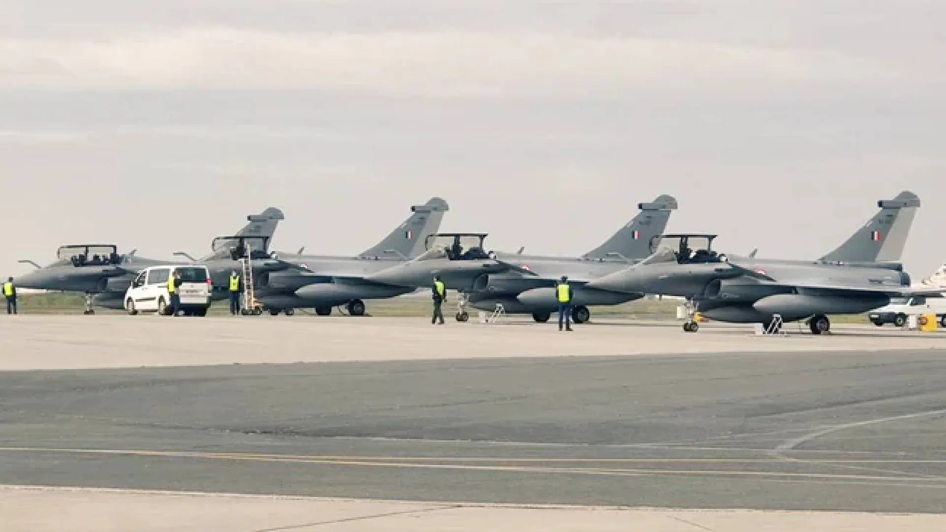 Republic Day Fly-Past: Rafale, C-295, 40 Aircraft to Showcase India’s Aerial Might