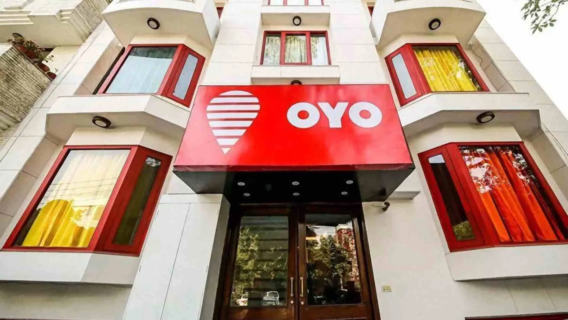 OYO Updates Check-In Policy: No Room for Unmarried Couples
