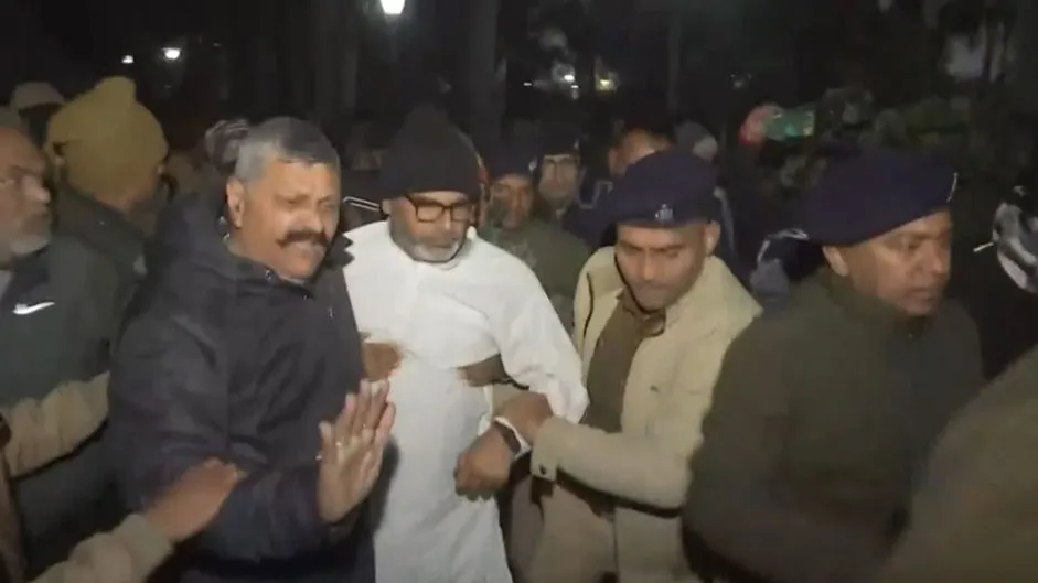 Prashant Kishor Detained During Hunger Strike Over BPSC Exam Leak
