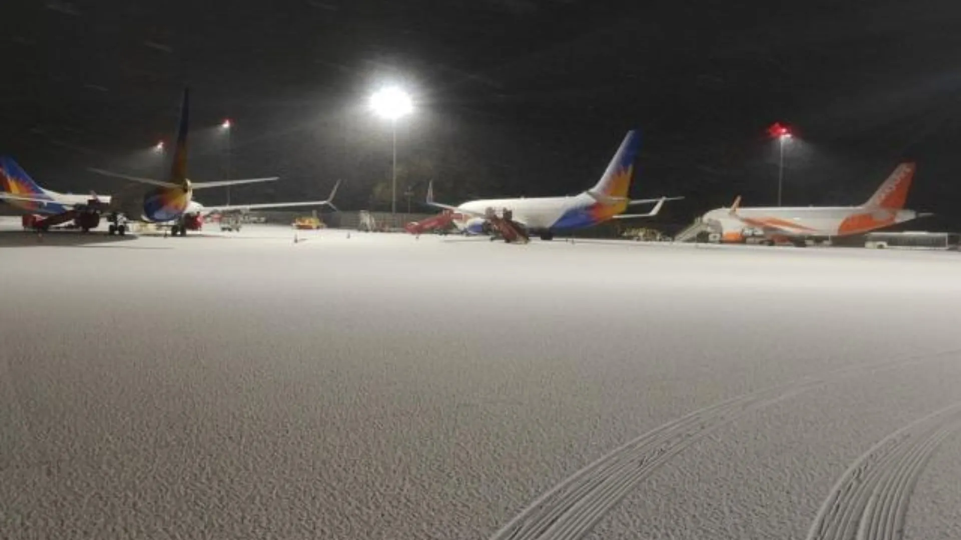 Snow, Strong Winds Cause Travel Chaos, Airport Runways Closed