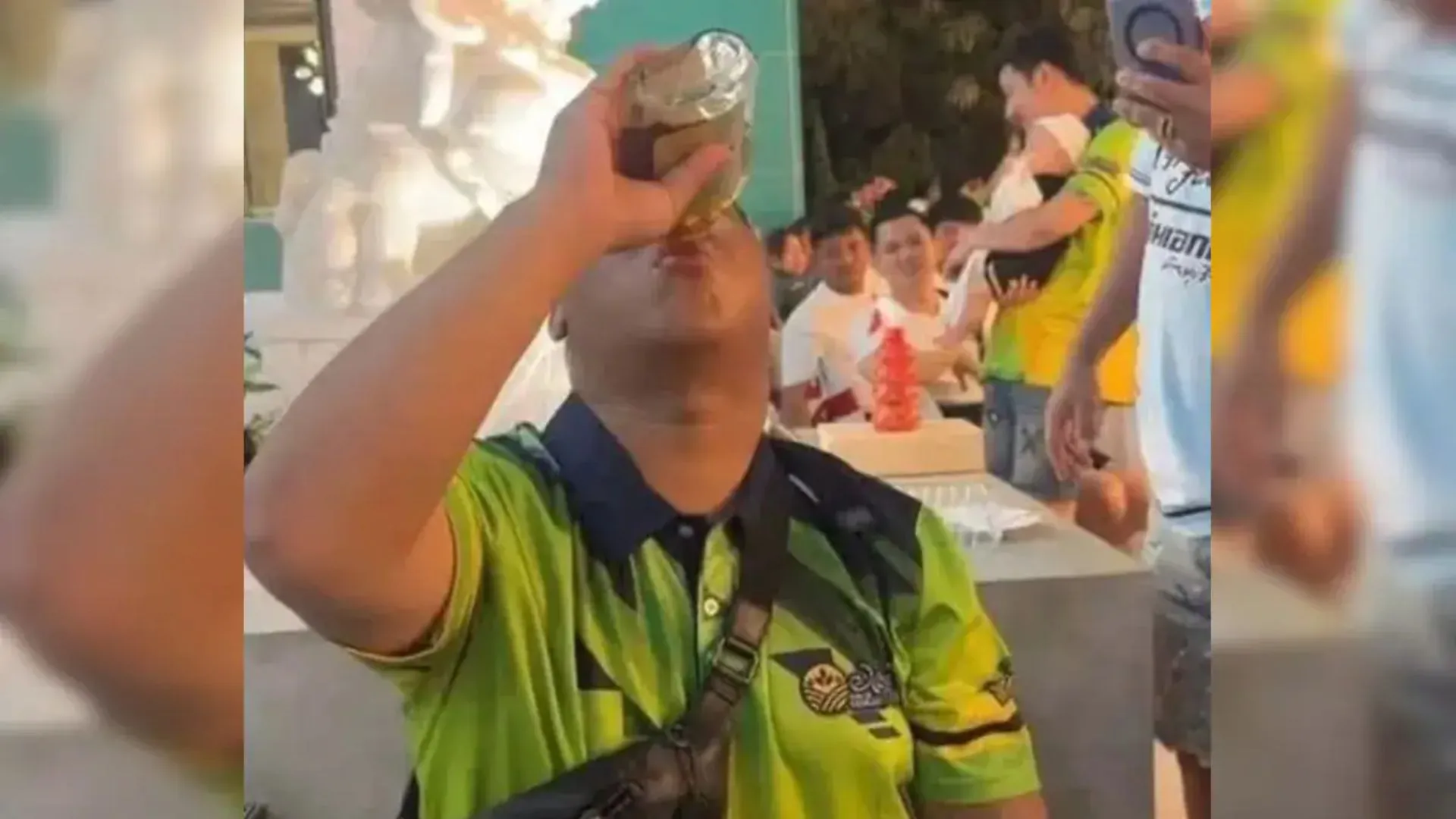 Influencer Dies After Chugging Two Bottles of Whisky in 20 Minutes to Win…
