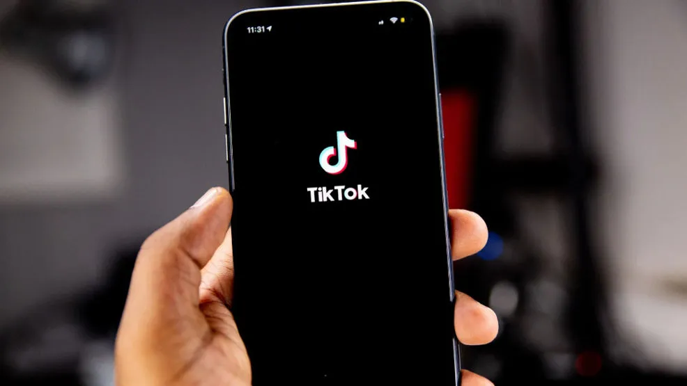 TikTok Threatens to Go Dark in US Amid Ban Deadline