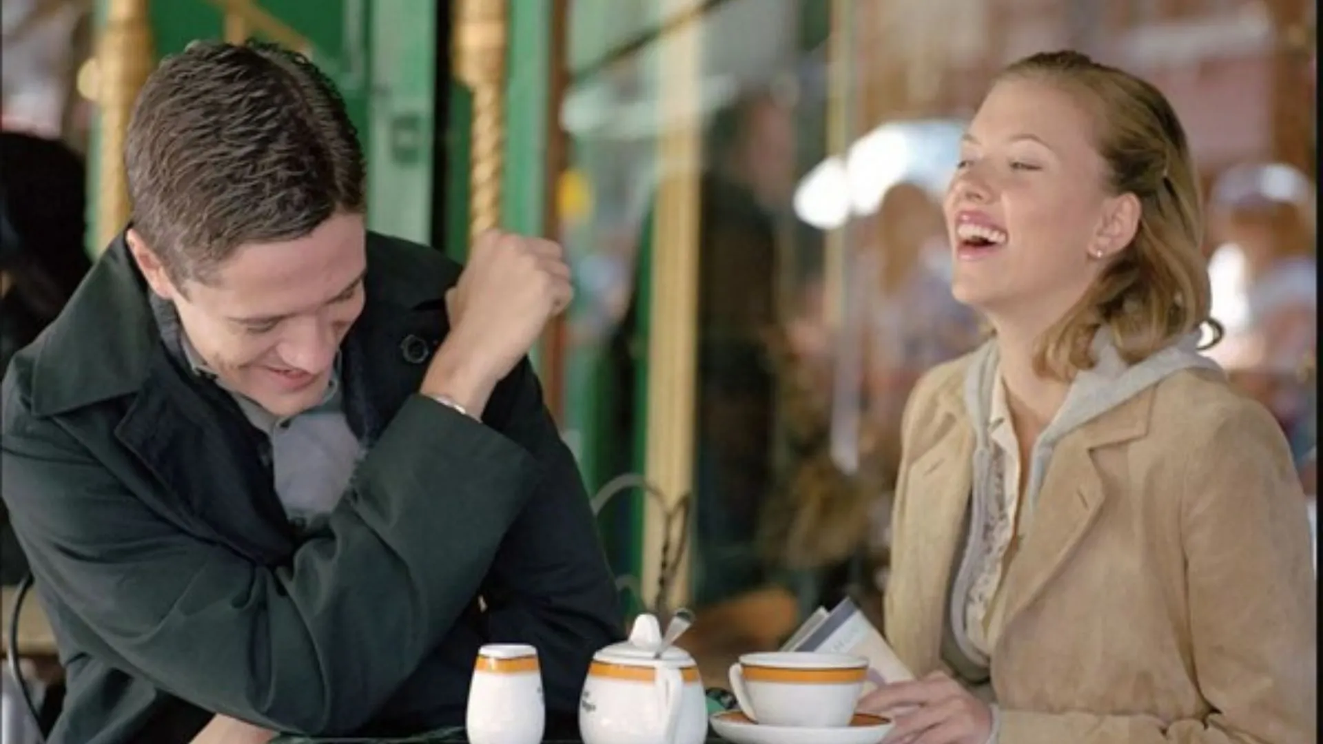 ‘In Good Company’ Stars Scarlett Johansson and Topher Grace Reunite After 20 Years