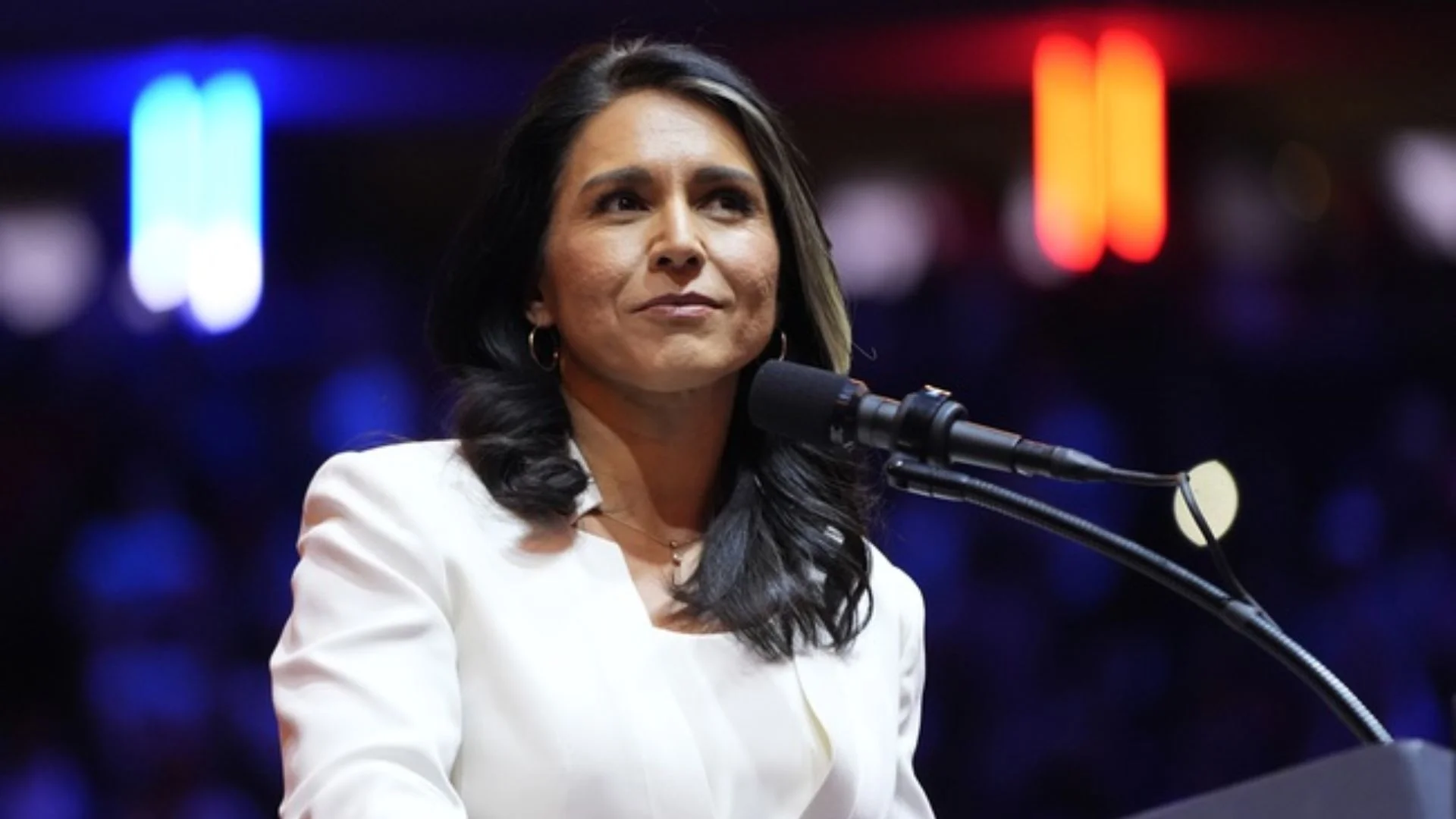 Tulsi Gabbard Slams “Weaponized Intelligence”, Rejects ‘Puppet’ Claims At Senate Hearing | Watch
