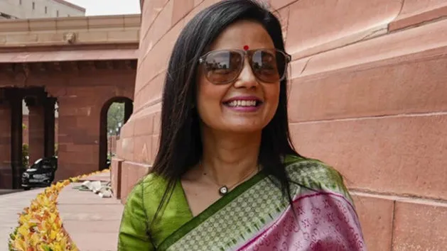 “Up Your Game, Swiggy!” TMC MP Mahua Moitra Demands Refund for Spoilt Ice Cream Delivery