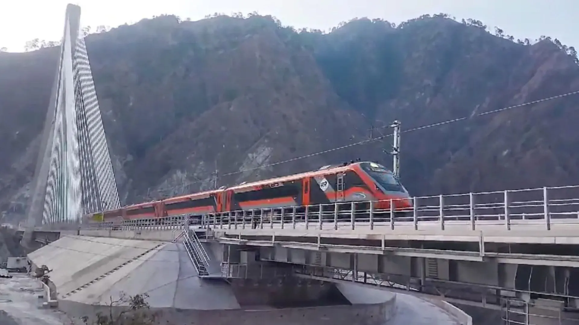 Vande Bharat Completes Successful Trial on World’s Highest Rail Bridge | Watch