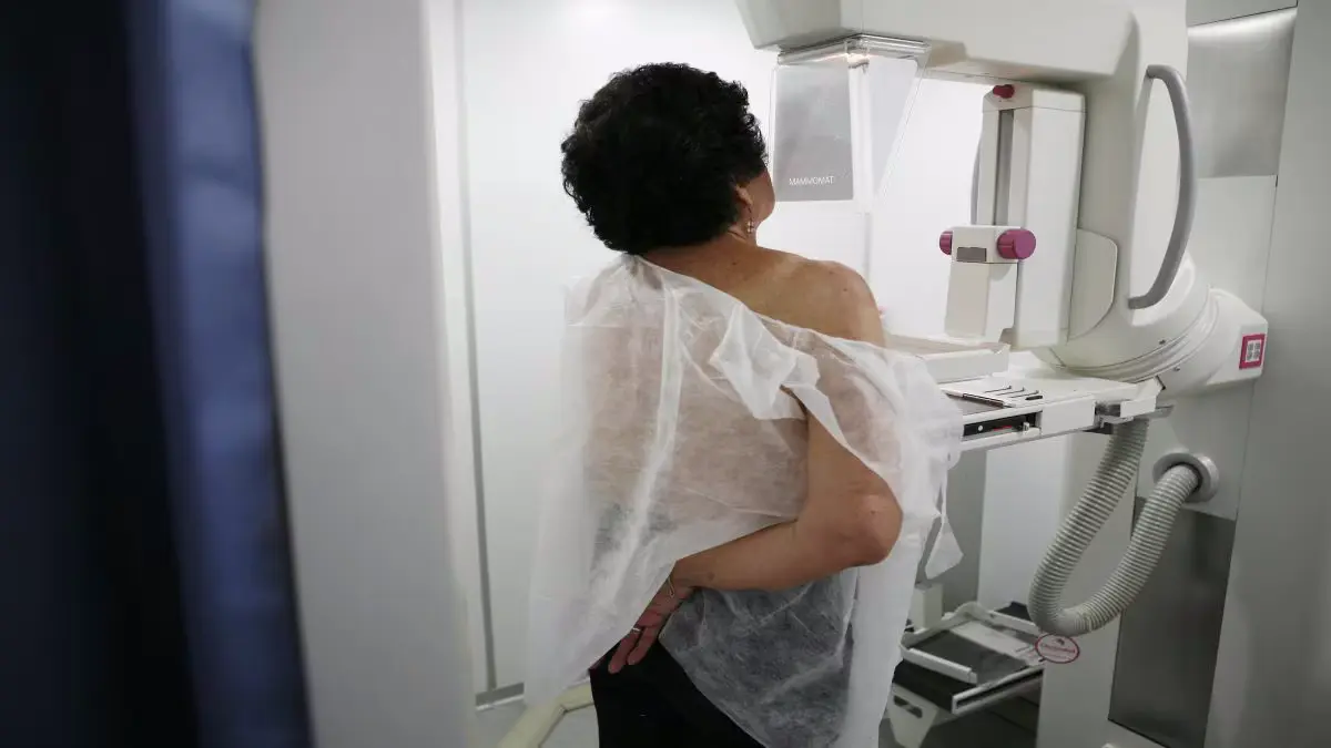 AI Outperforms Doctors in Detecting Breast & Ovarian Cancer: A Game-Changer in Early Diagnosis