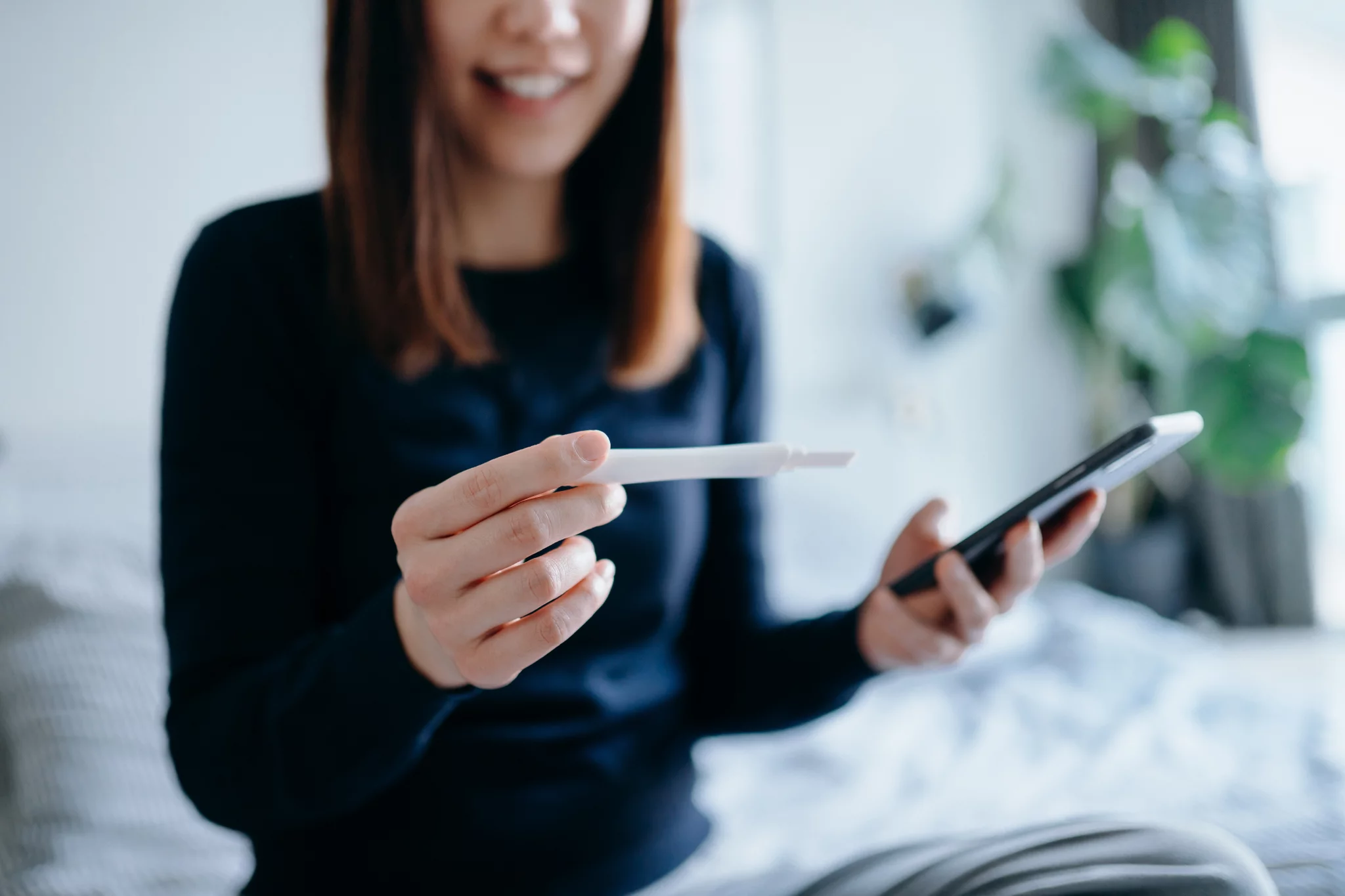 Smartphone Fertility Apps: A Risky Gamble for Contraception