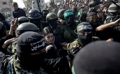 Israel Delays Release of Palestinian Prisoners