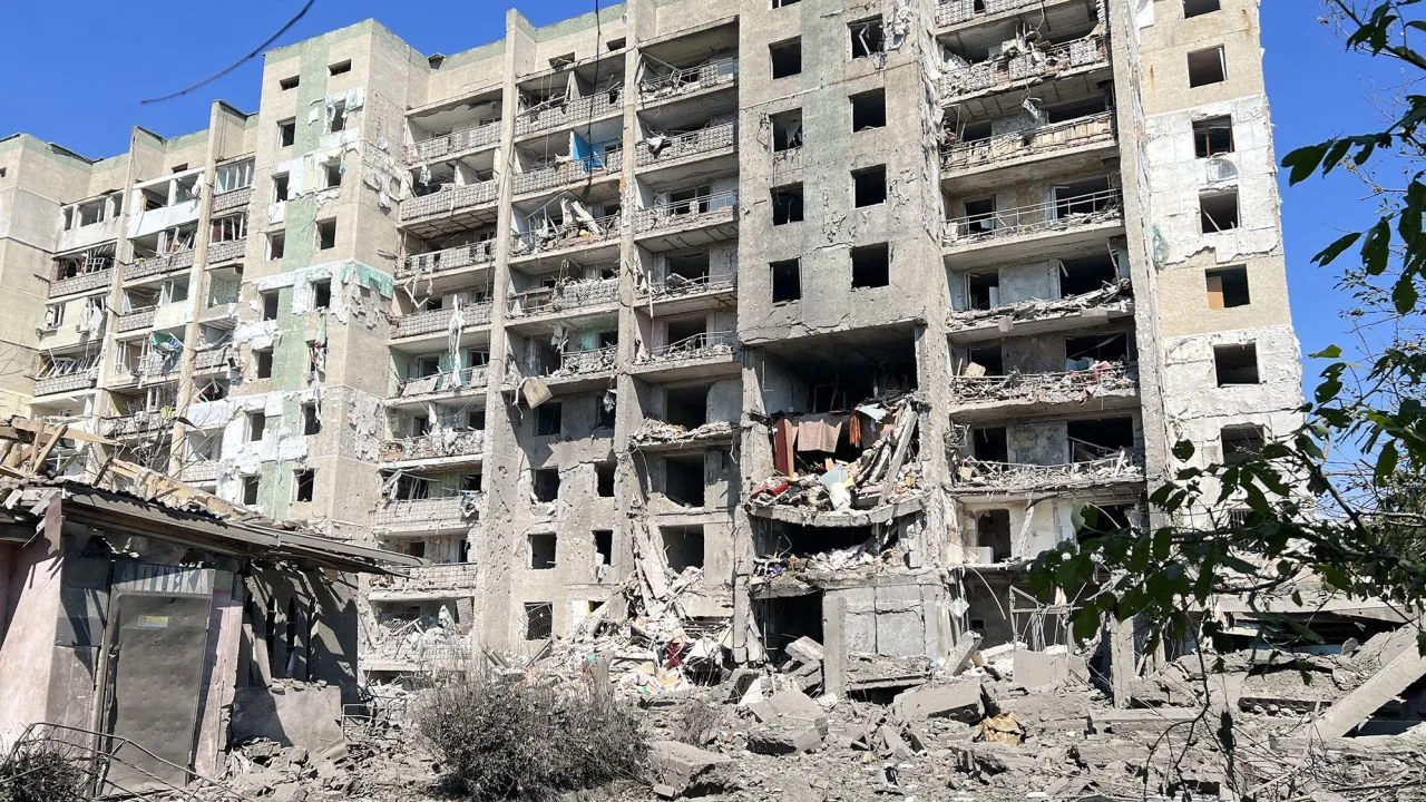 Russian Missile Strike Hits Odesa, Injuring Three