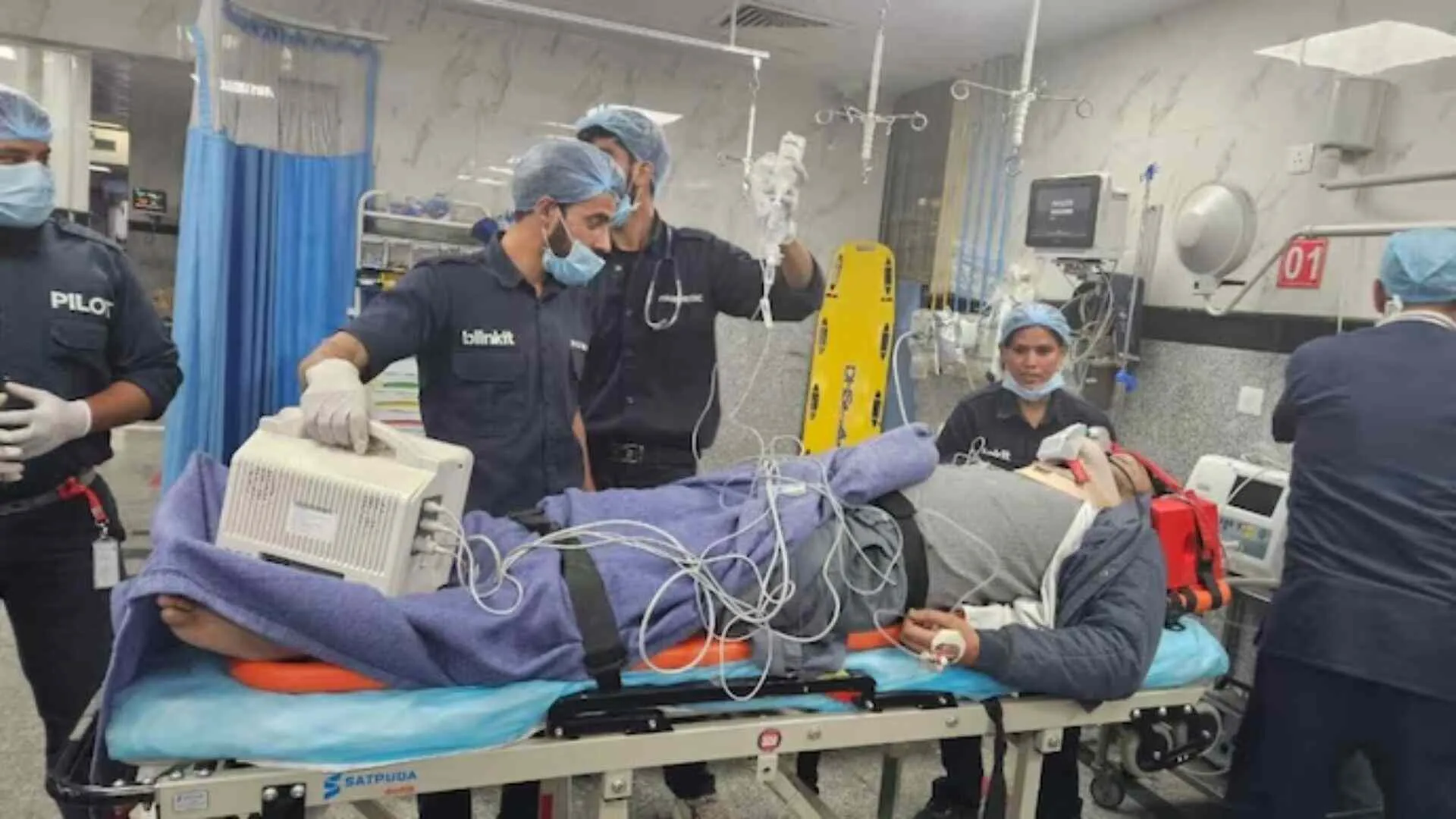 AIIMS Professor Hails Blinkit’s Ambulance Service as a Healthcare Revolution