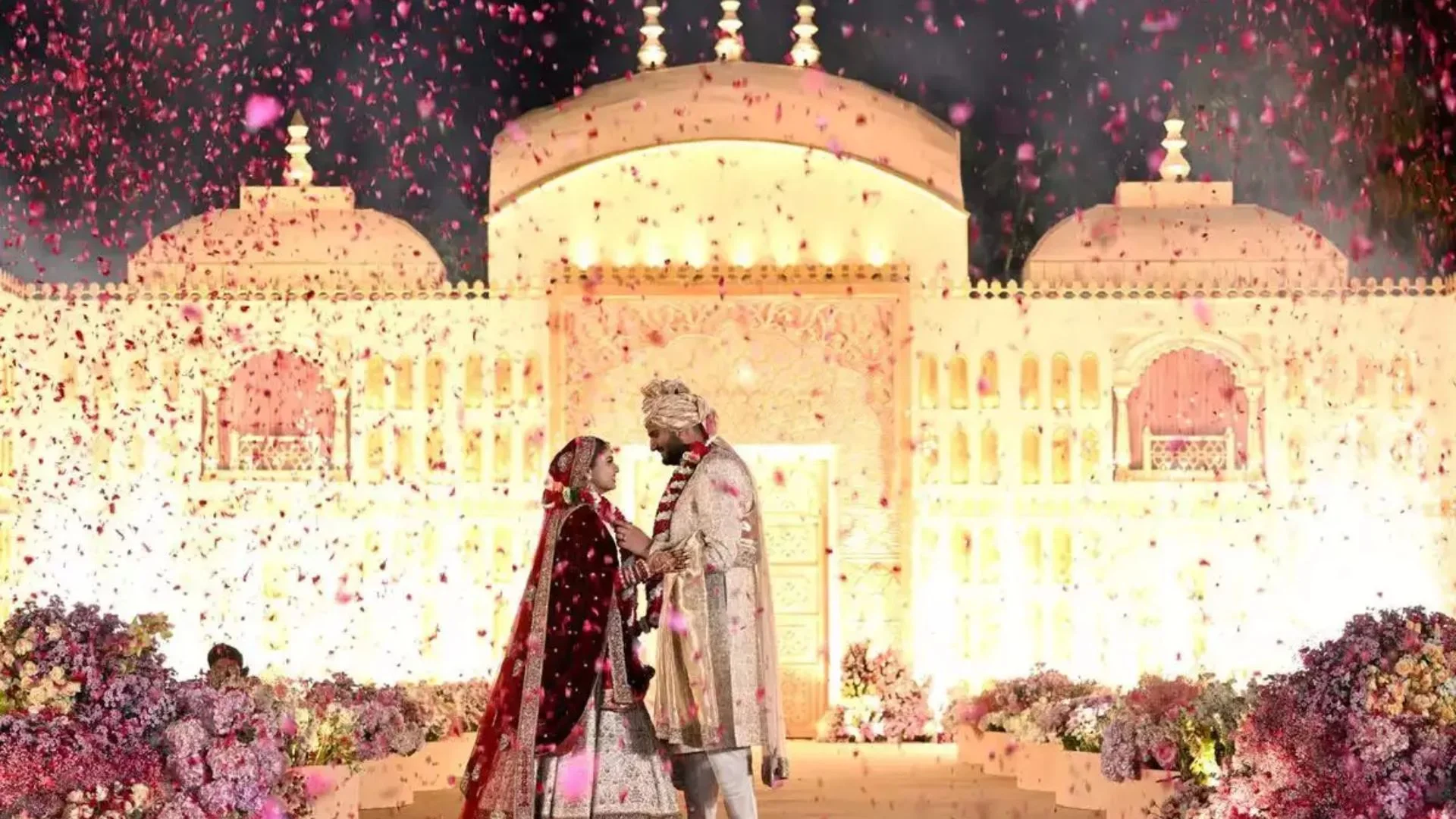 Jeet Adani Weds Diva Shah In A Private Ceremony, Gautam Adani Seeks Blessings | Watch