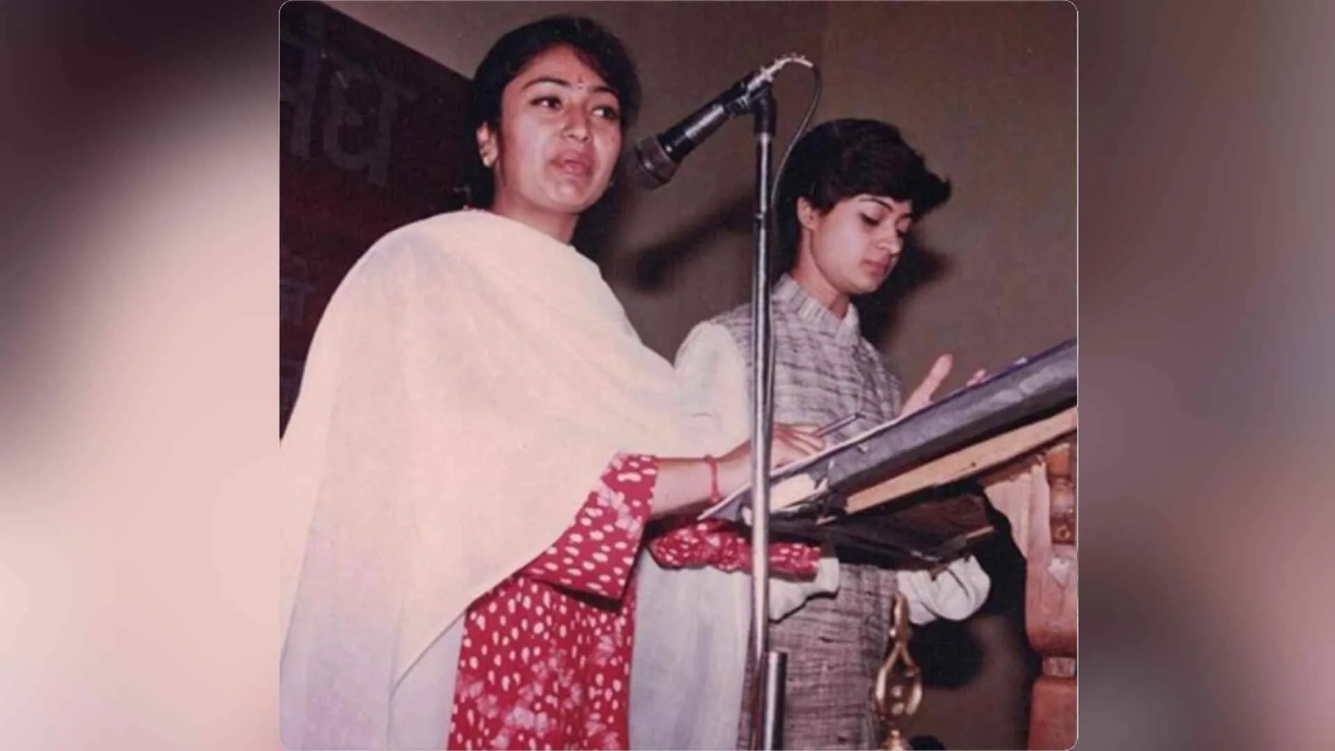 Alka Lamba Shares 1995 Memories with BJP’s Rekha Gupta Amid Oath Ceremony