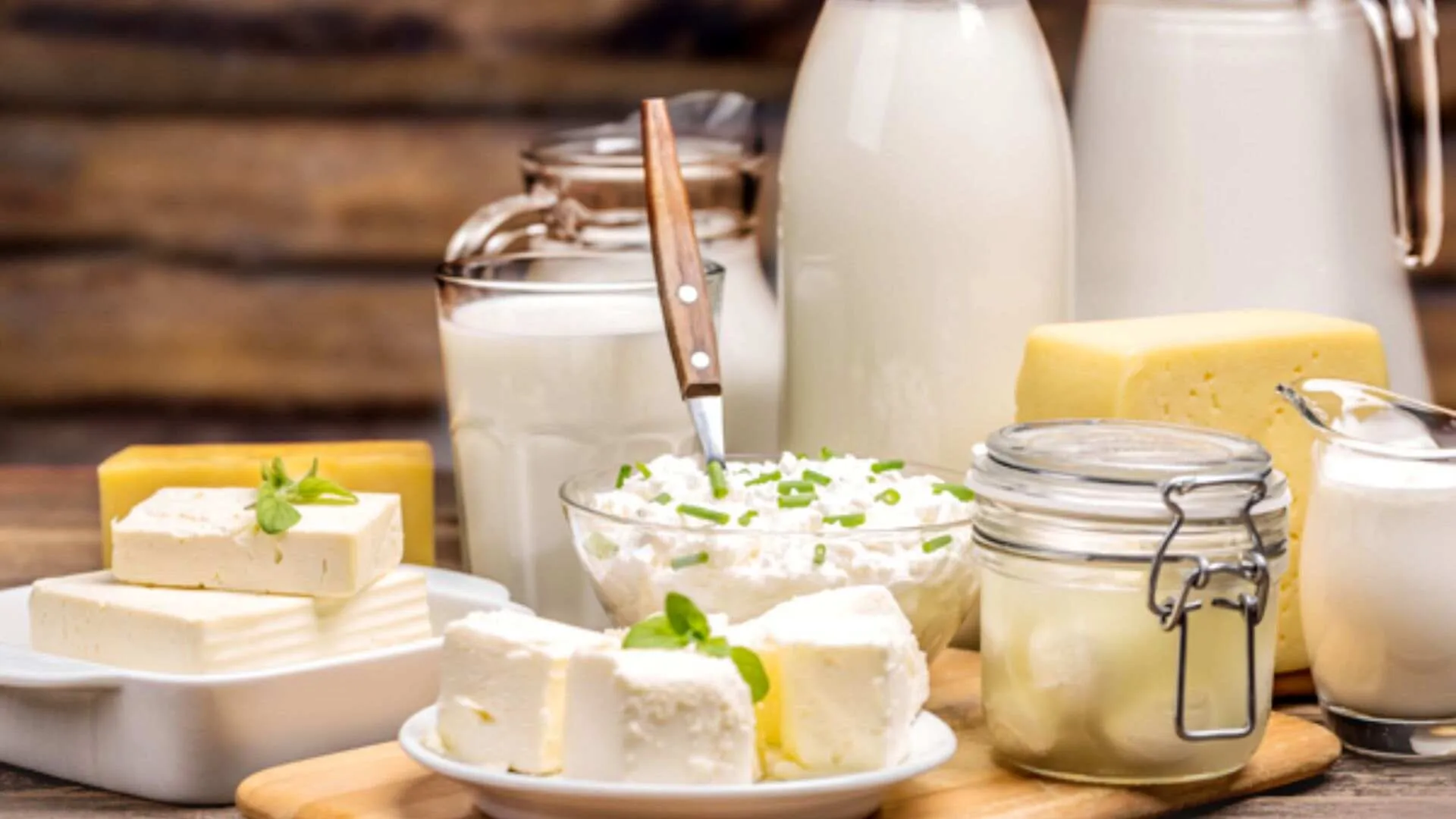 Doctor Labels Paneer and Milk as ‘Not Veg’, Sparks Debate