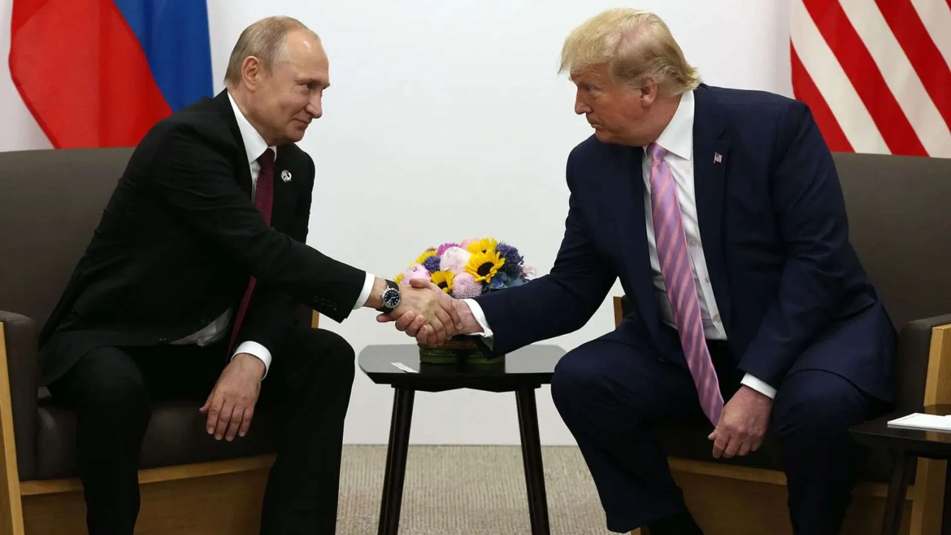 Trump Discusses Ukraine Crisis with Putin, Urges End to Bloodshed