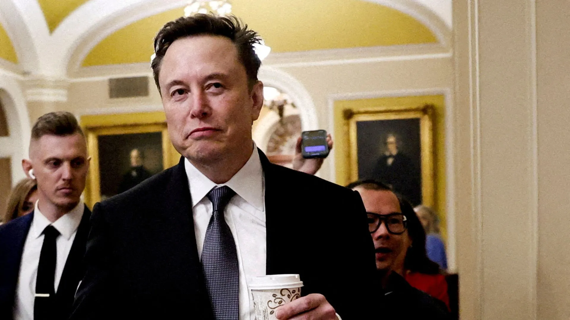 Elon Musk Clarifies Stance on TikTok Acquisition: ‘Not Chomping At The Bit’