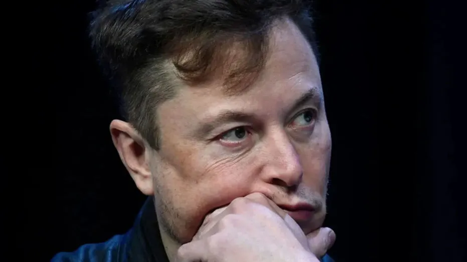 Elon Musk’s Net Worth Dips Below 0 Billion Amid Tesla Stock Decline