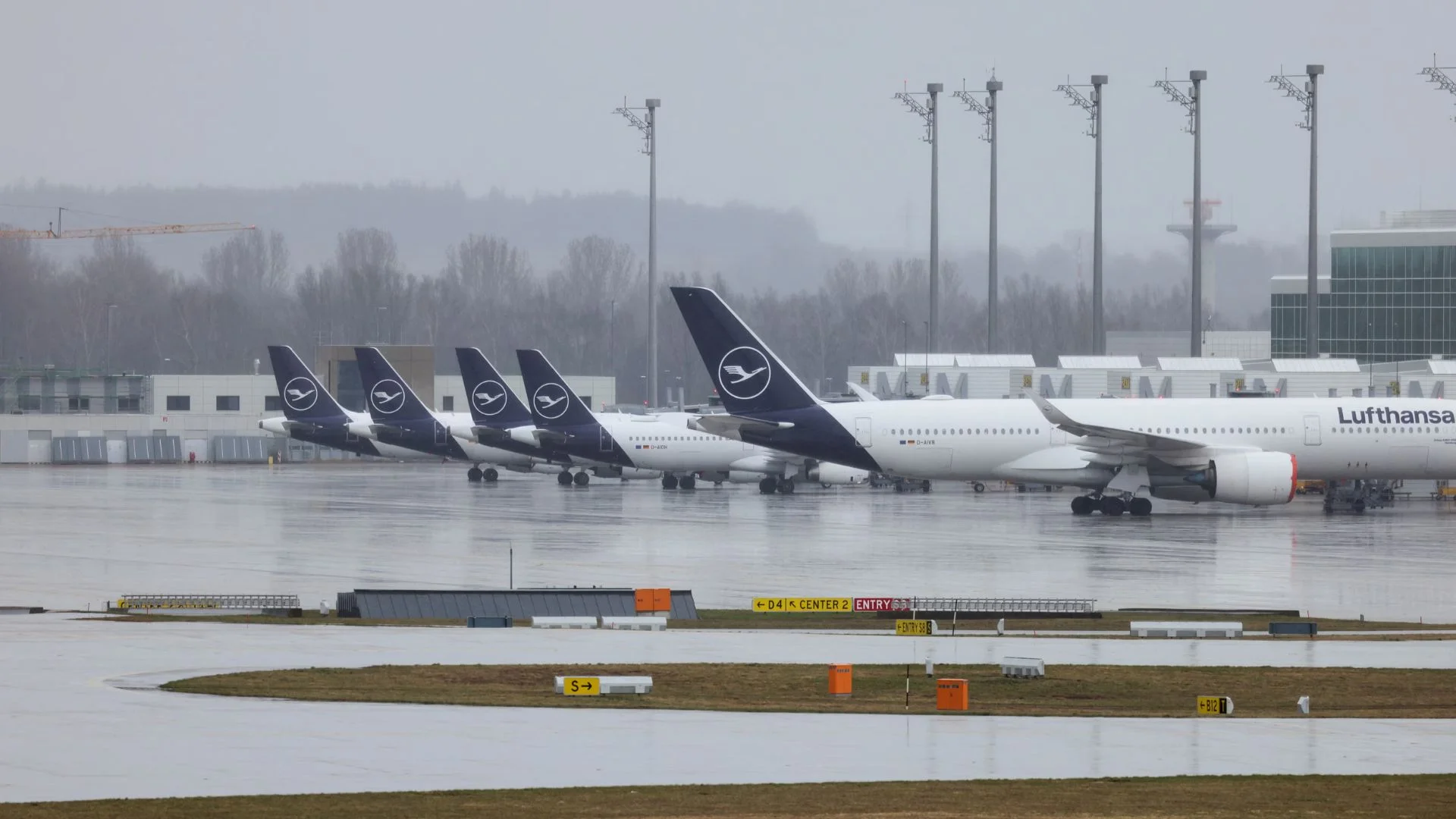 Munich Airport Chaos: Two-Day Strikes Ground Hundreds Of Flights Amid Pay Dispute