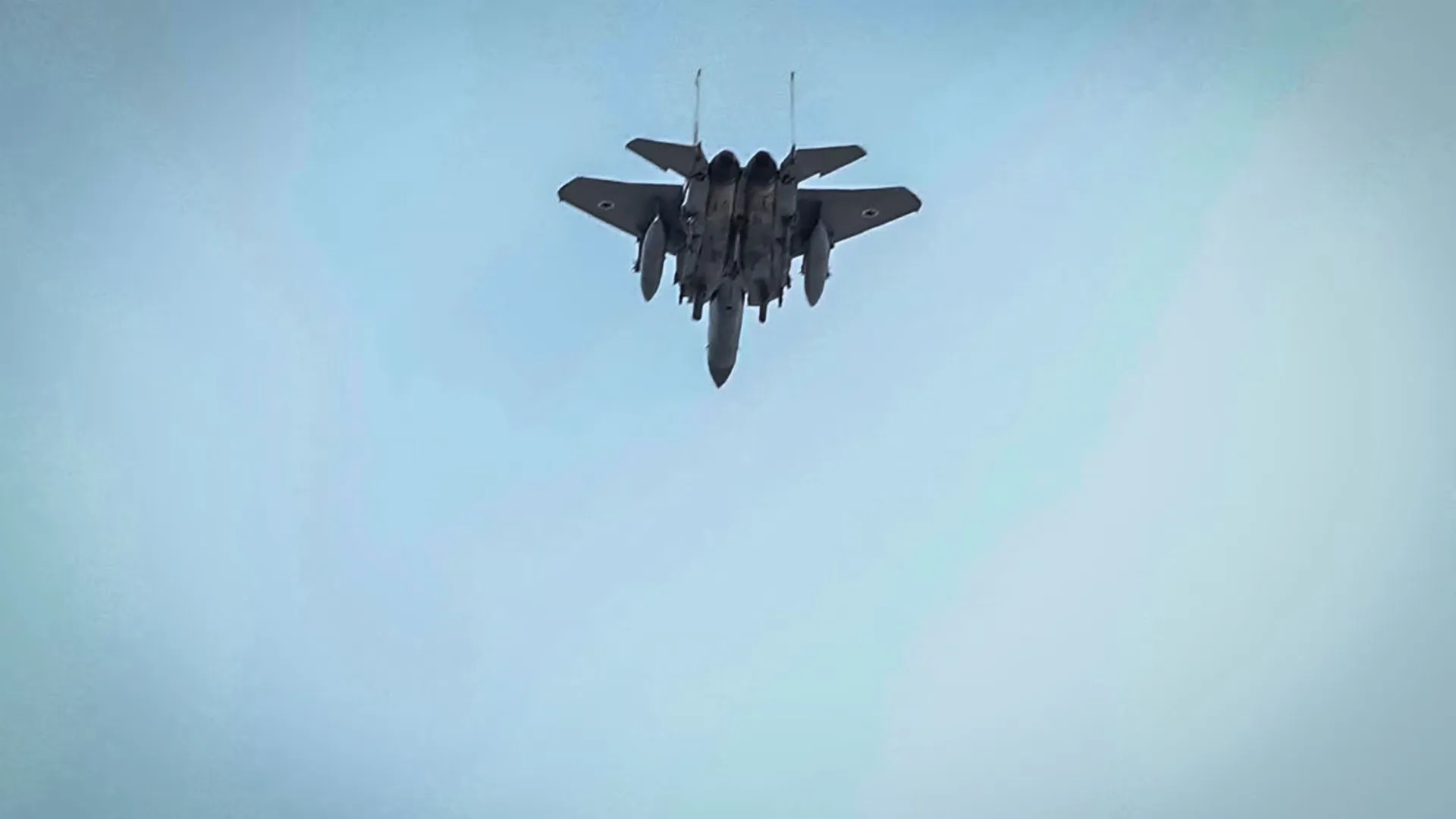 Israeli Jets Fly Over Beirut Amid Nasrallah’s Funeral, Israeli Minister Warns | Watch