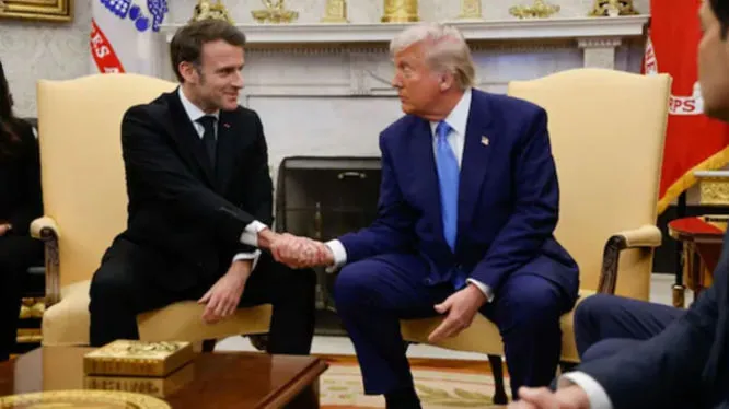 Macron and Trump Discuss Ukraine Peace Deal, Stress Security Guarantees