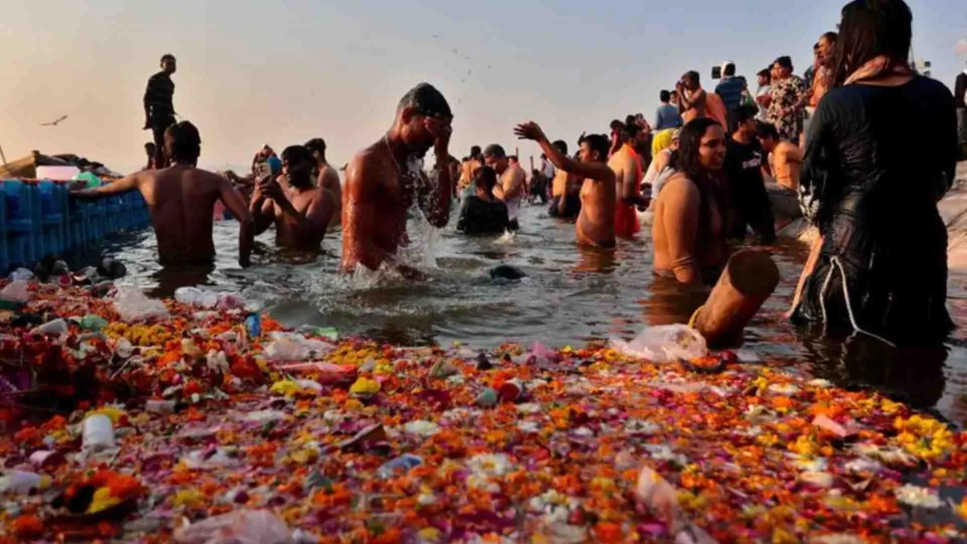 Devotee Gets Severe Lung Infection After Maha Kumbh Holy Dip, Doctor Warns