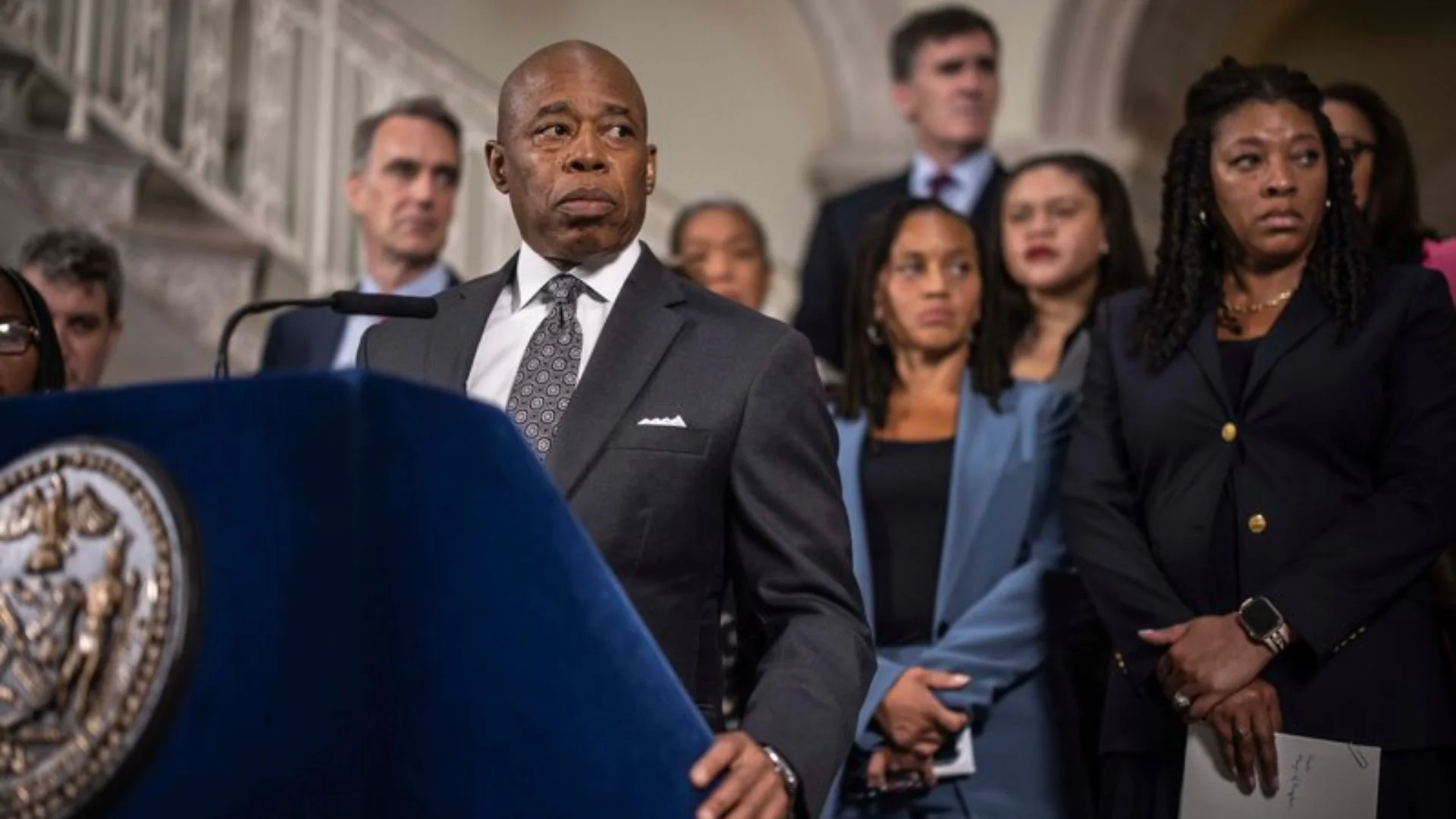 Four Senior New York City Officials Plan Resignations Amid Controversy Over Mayor Adams