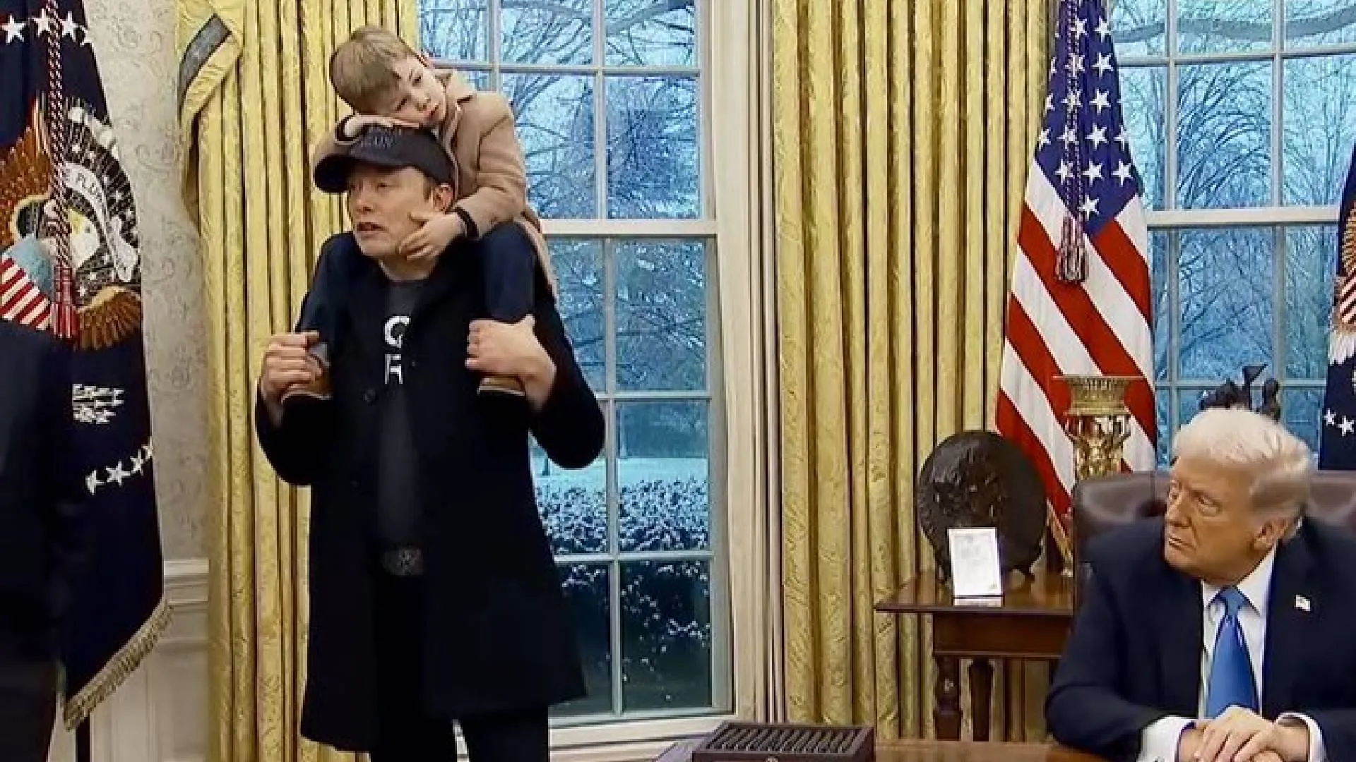 Donald Trump Turns Away in Frustration as Elon Musk’s Son Picks His Nose | Watch