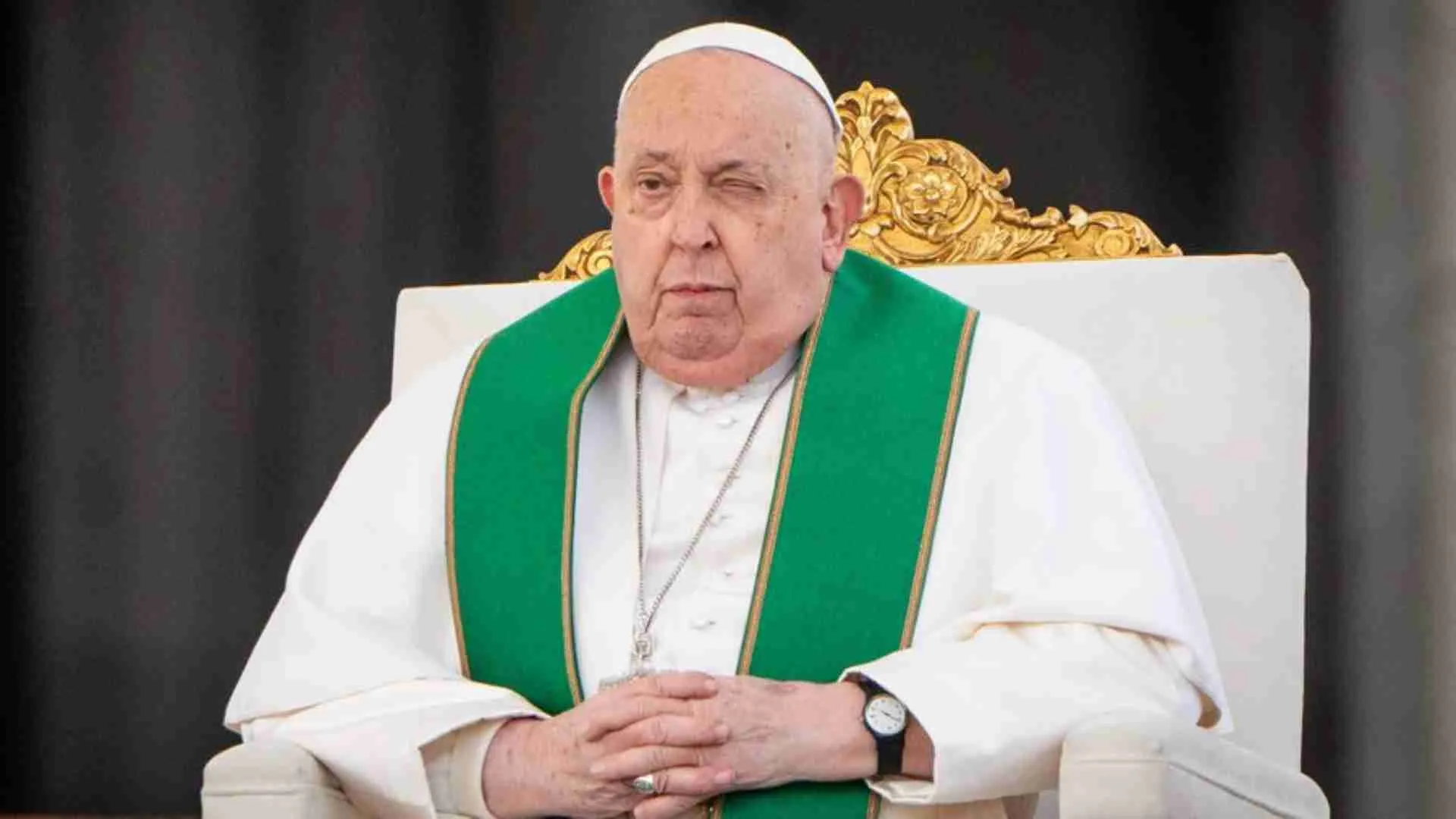 Pope Francis Rushed To Hospital With Pneumonia: Doctors Closely Monitoring
