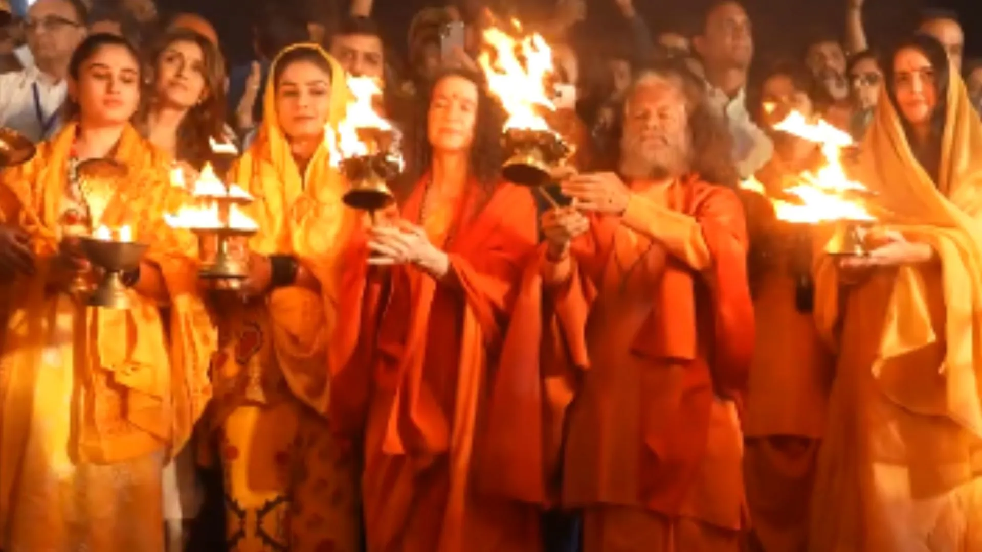 Raveena Tandon, Rasha Thadani Visits Mahakumbh 2025