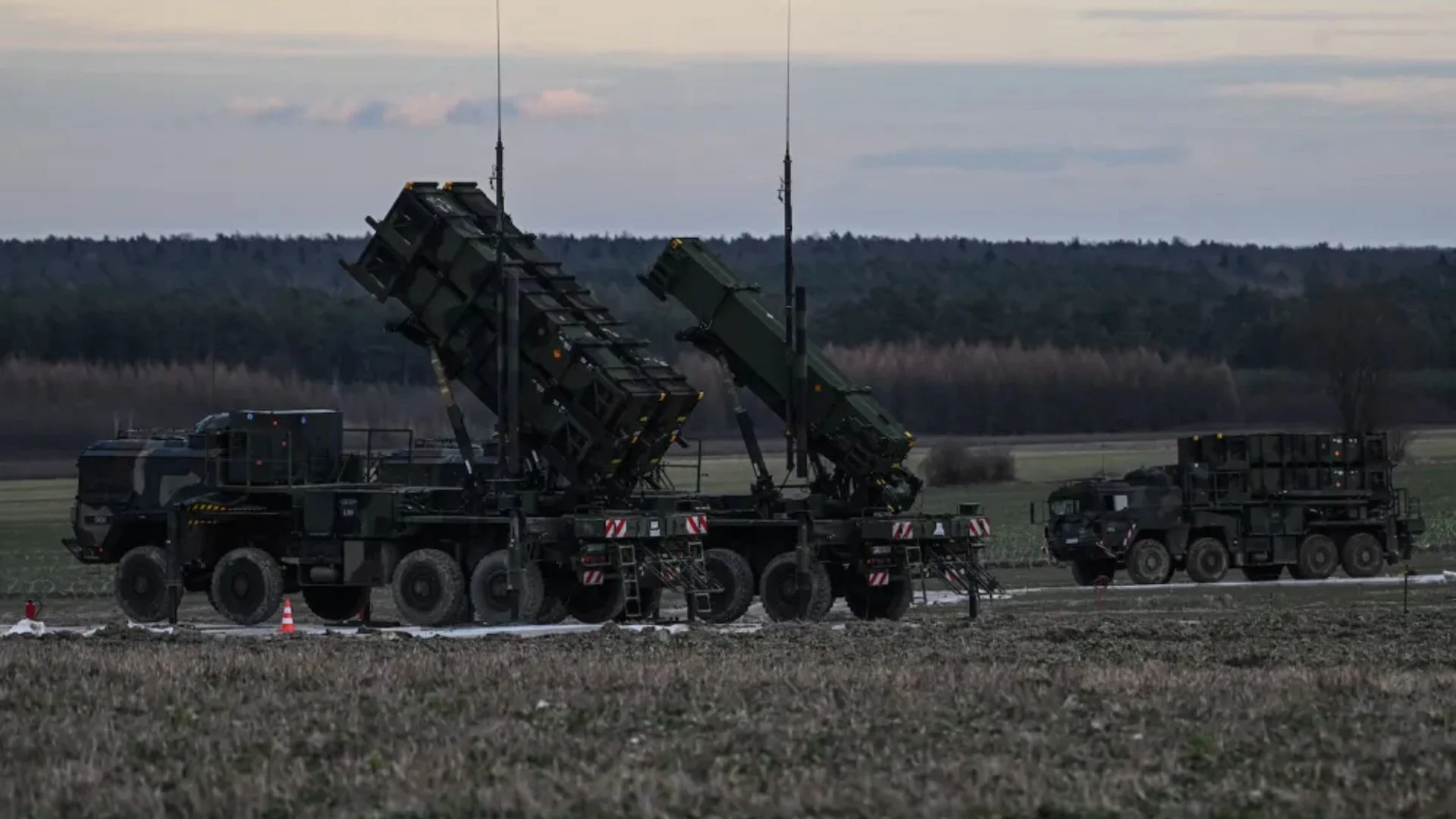 Ukraine Blows Up Russia S-350 Air Defense System, Raising Global Security Concerns | Watch