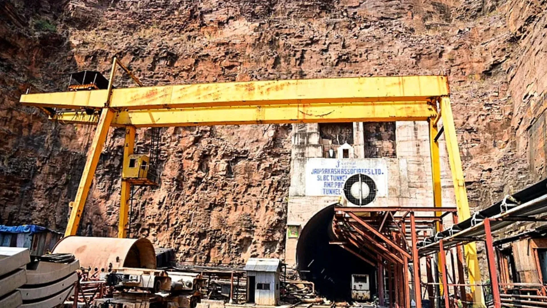 Telangana: Indian Army Steps In to Aid Rescue Efforts at SLBC Tunnel Collapse