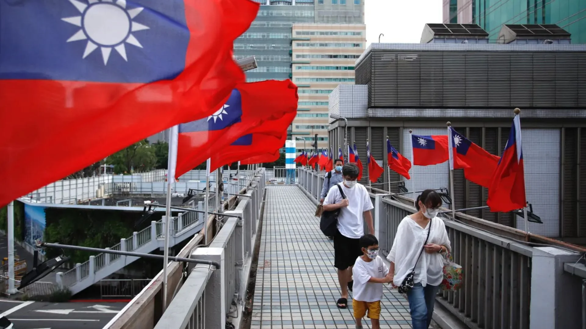 Taiwan Sends Officials To US In Bid To Avoid Trump’s Sanctions On Semiconductor Trade