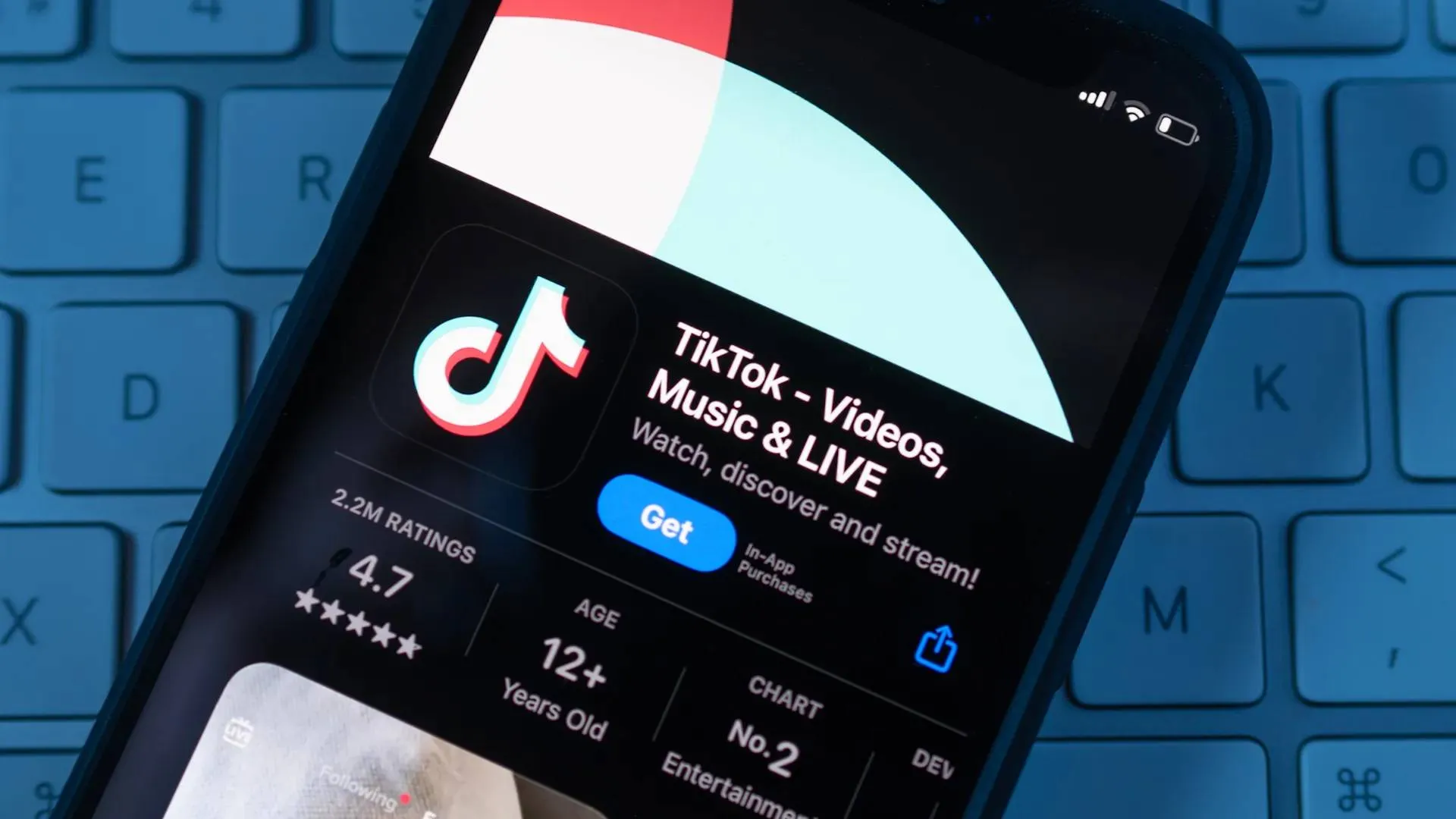 TikTok Returns to Apple and Google App Stores Following Trump’s Intervention