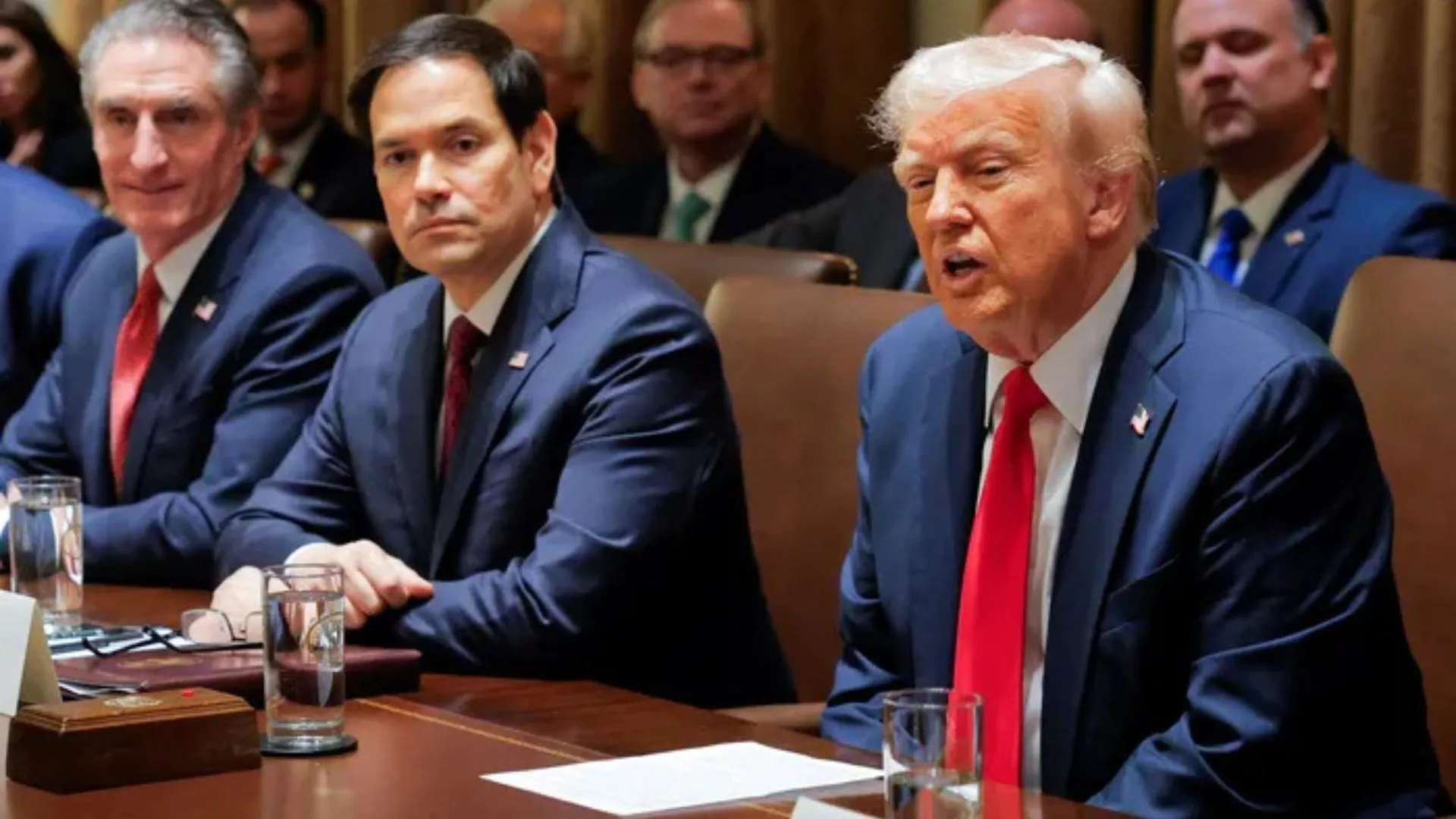 Trump Administration Eyes Mass Layoffs as Musk Pushes  Trillion Budget Cut