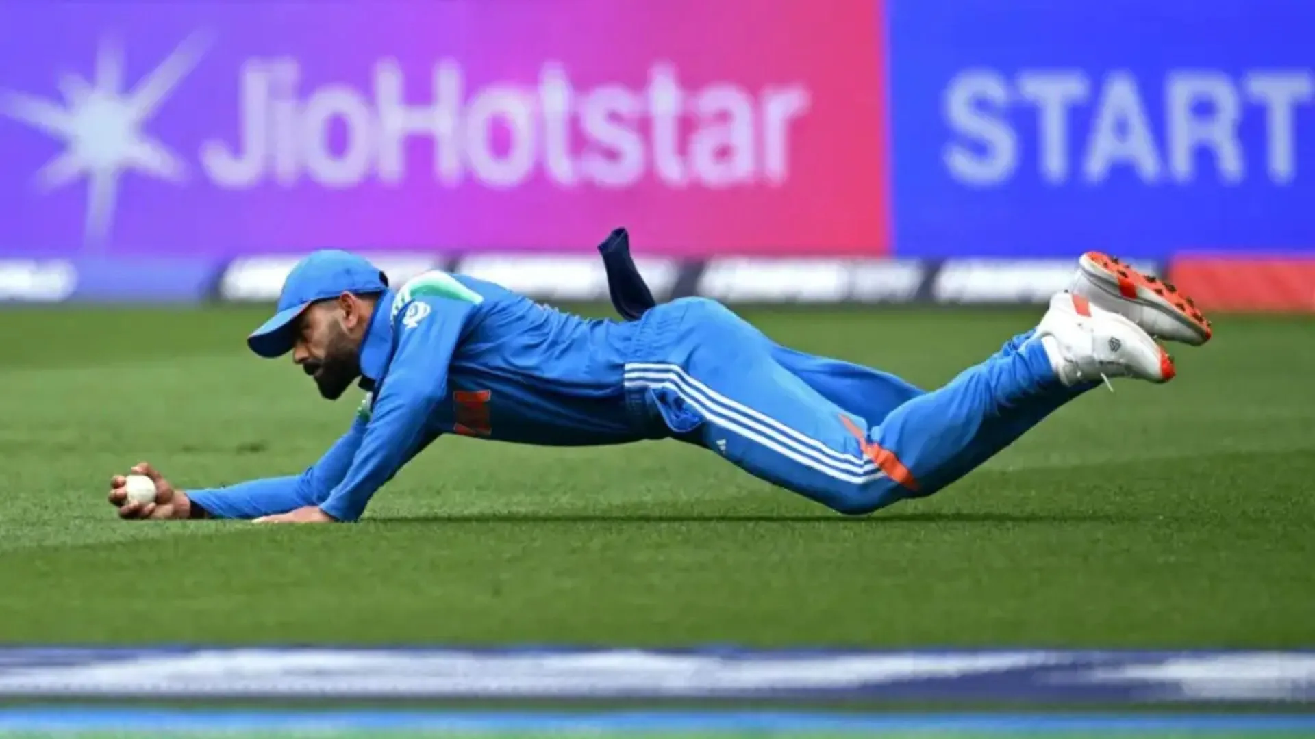 ICC Champions Trophy 2025: Virat Kohli Breaks Azharuddin’s Record for Most Catches by an Indian in ODIs