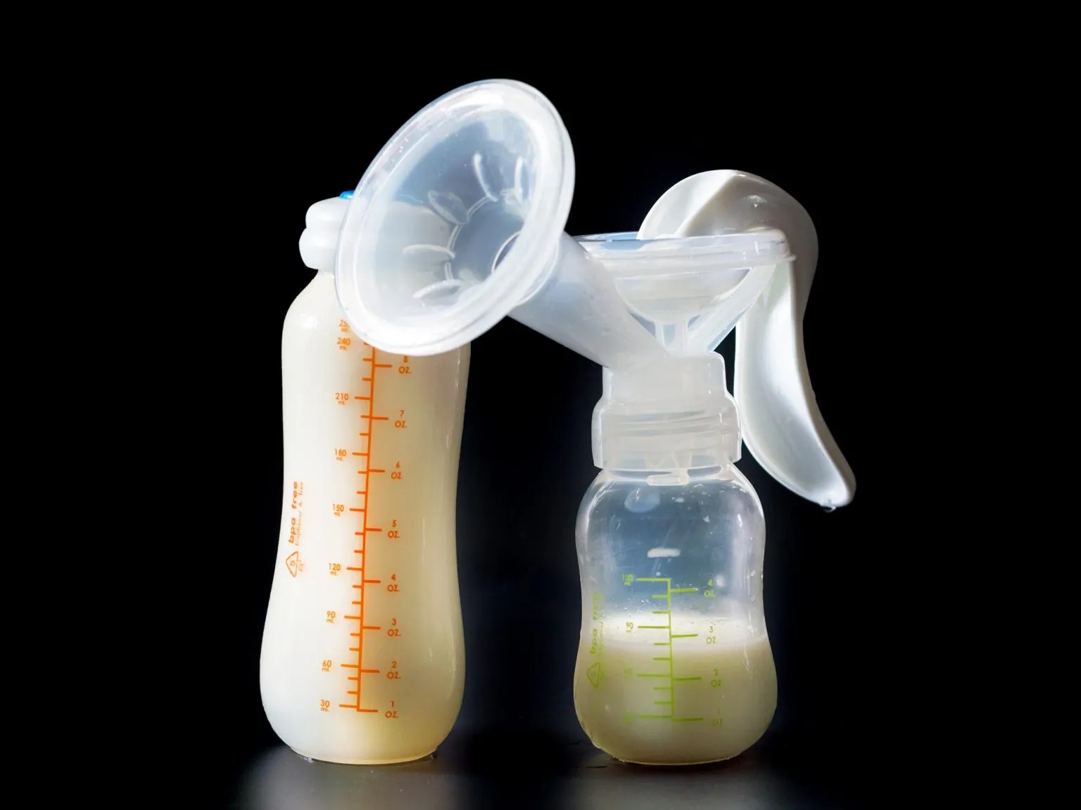Breast Milk Boosts Corneal Healing: A Surprising Eye Treatment Discovery