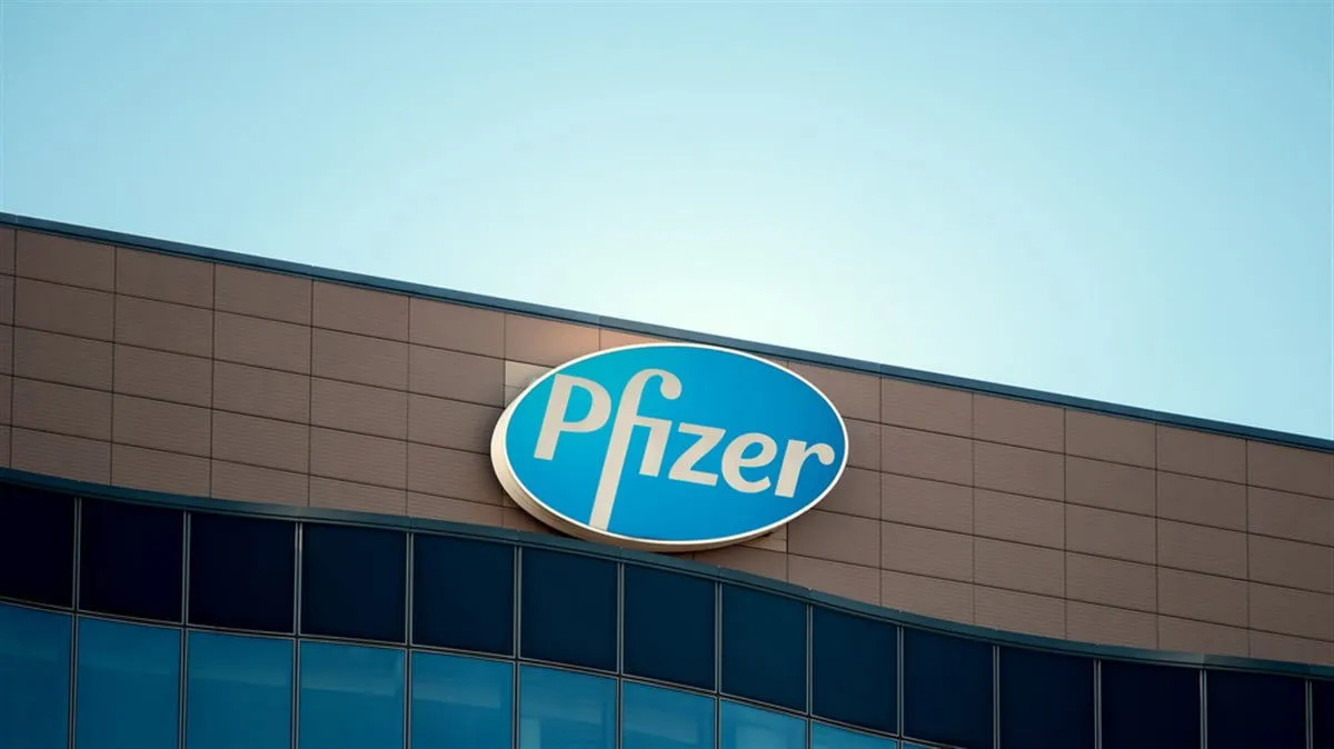 Pfizer Faces Pressure as Smaller U.S. Winter COVID Wave Hits Sales