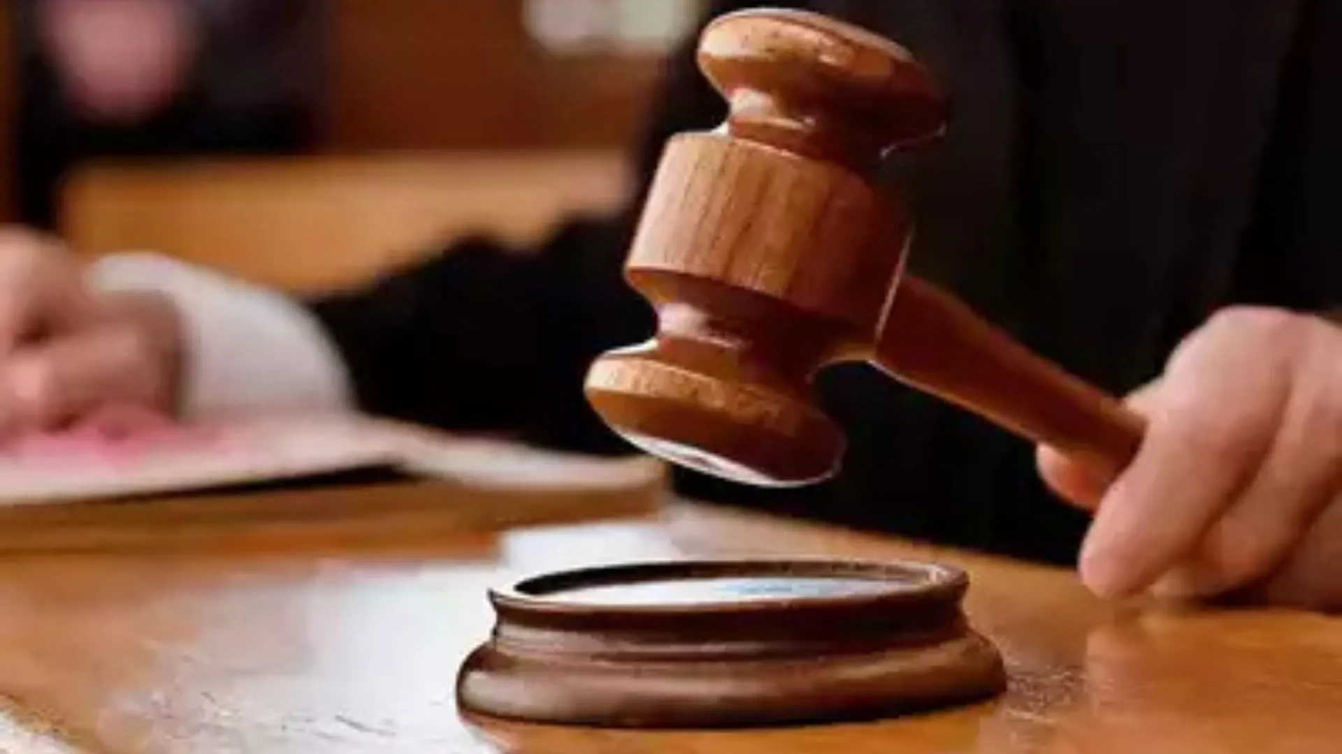 Cash Seized at Delhi High Court Judge’s Residence, Supreme Court Collegium Takes Action