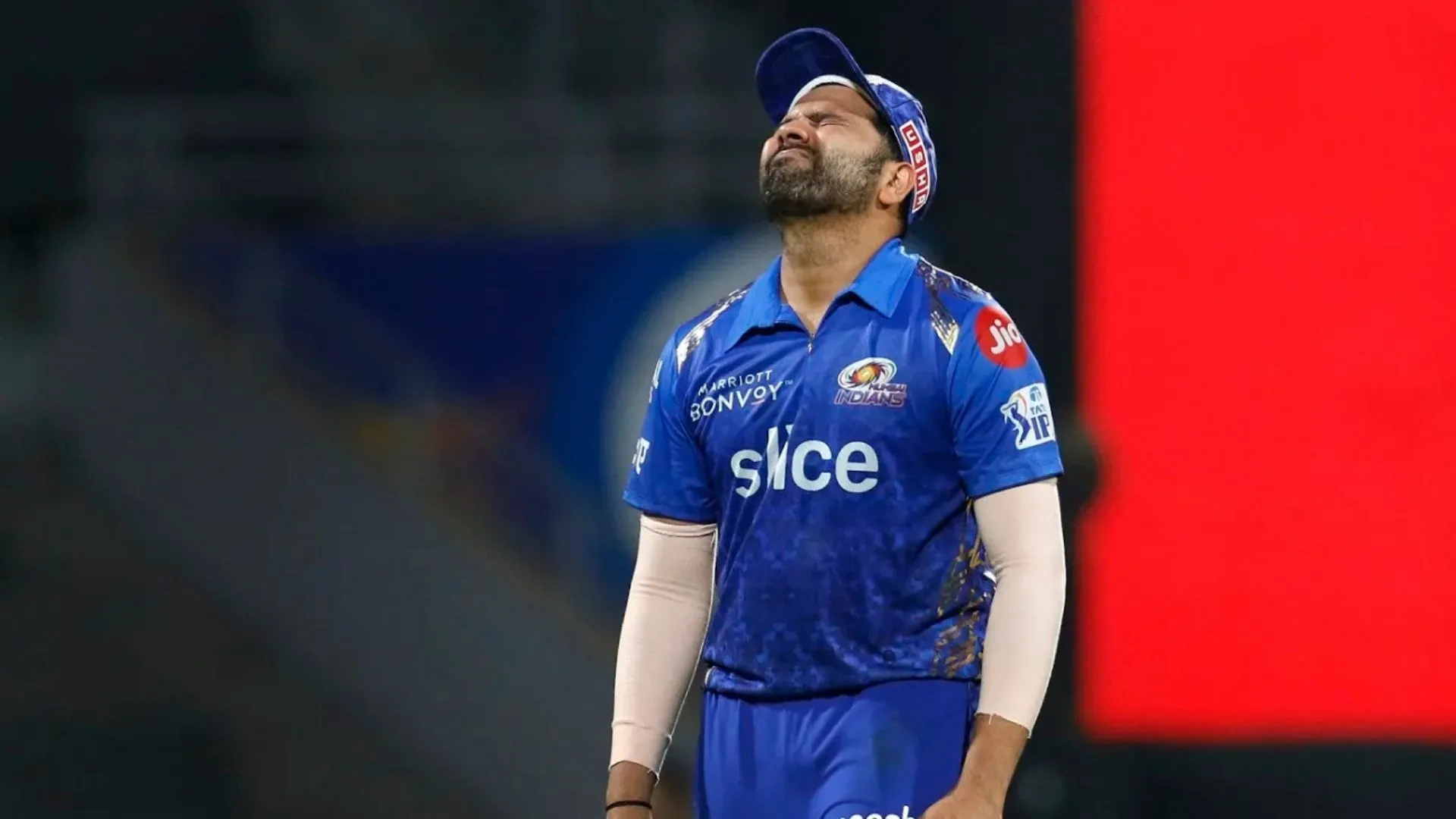 Cricket Legend Questions Rohit Sharma’s Ability to Score 600+ Runs in an IPL Season
