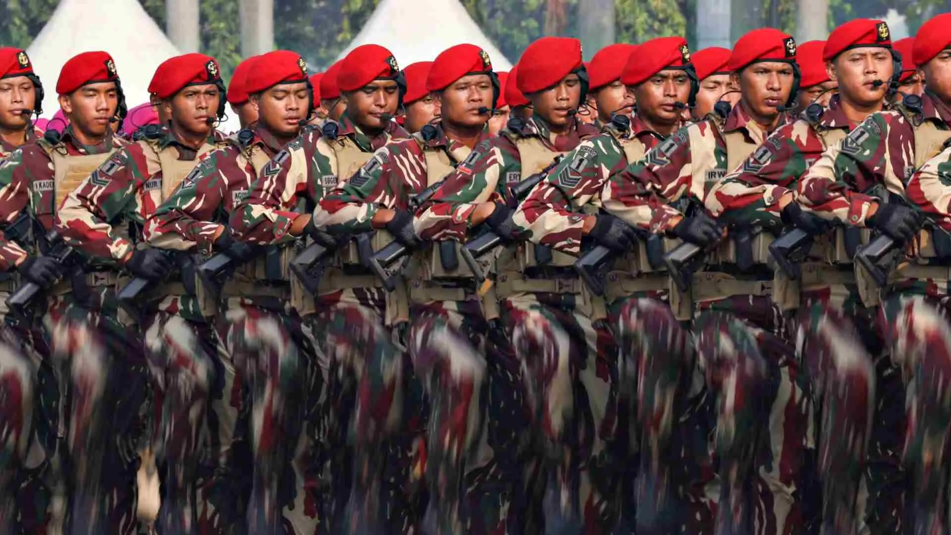 Indonesian Rights Groups Urge Parliament to Reject Military Law