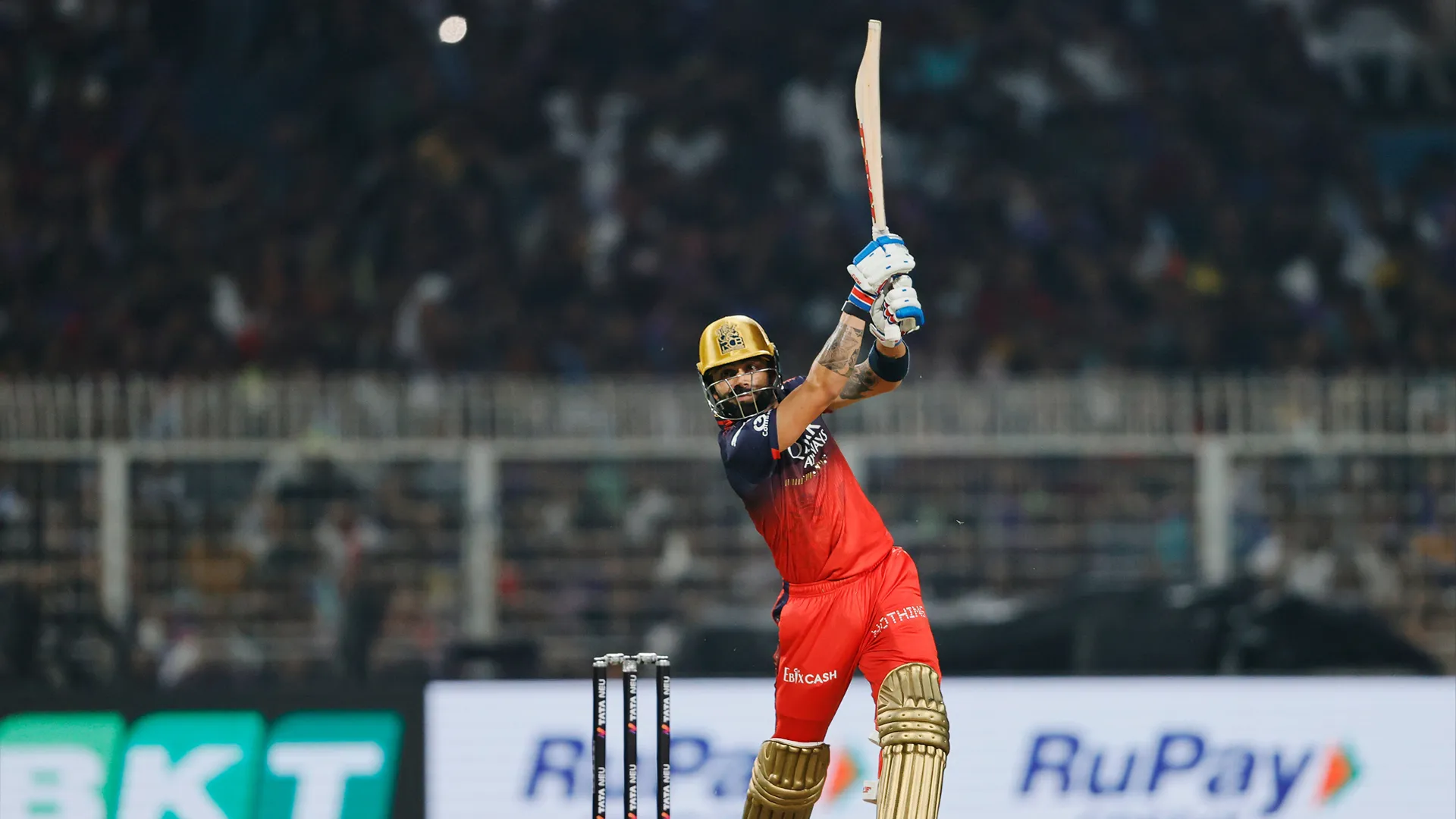 LIVE Scoreboard | KKR vs RCB: RCB Crush KKR by 7 Wickets in Opener as Kohli Marks 400th T20 in Style!