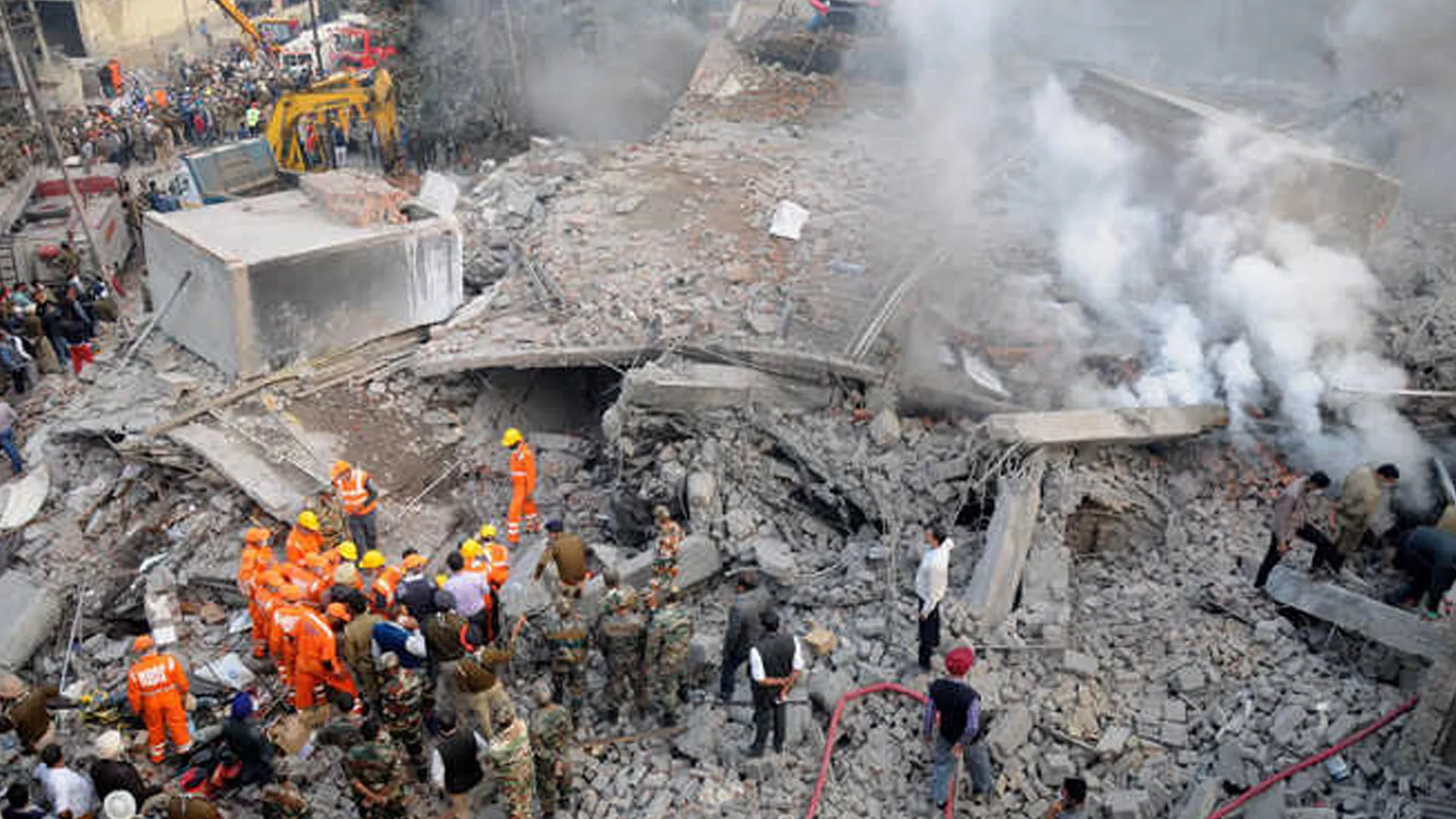 Ludhiana Factory Collapse: 1 Killed, 5 in Critical Condition, Rescue Underway
