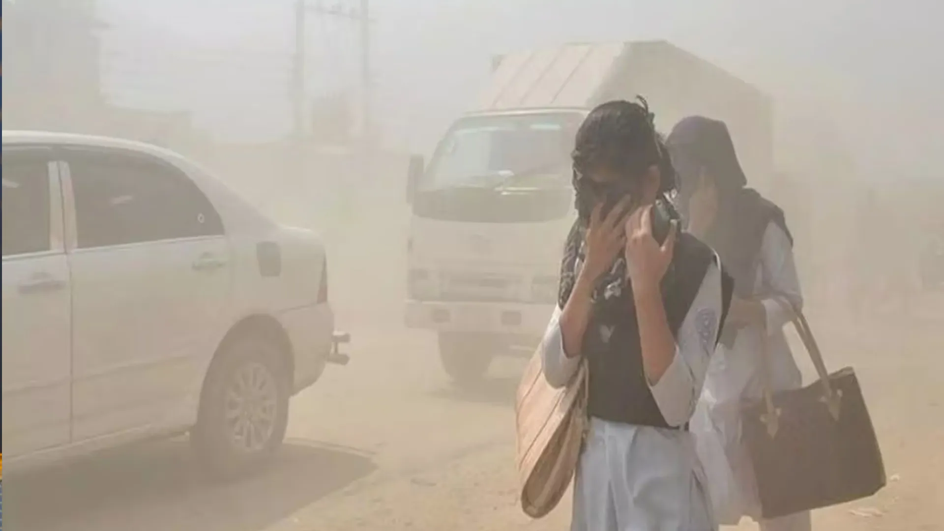 Only 7 Countries Meet WHO Air Quality Standards; India, Pakistan Among Most Polluted