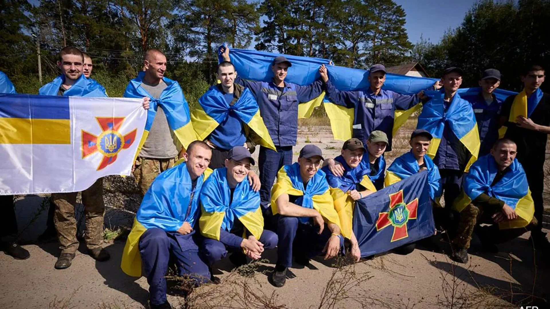 Russia And Ukraine Swap 372 Prisoners In One Of The Largest War Exchanges Yet