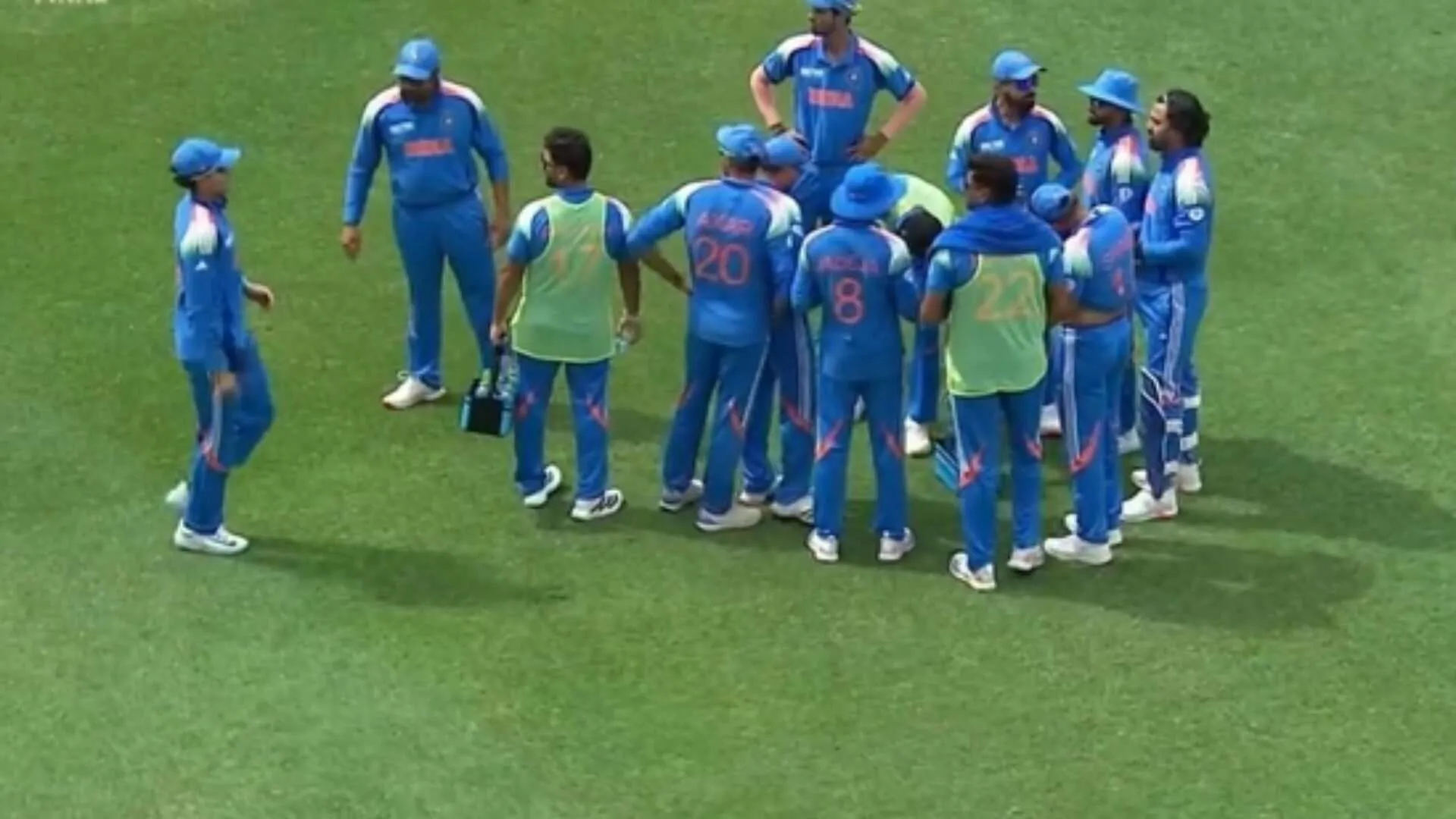 IND vs NZ Final: Rohit Sharma Shouts During Drinks Break at THIS Player