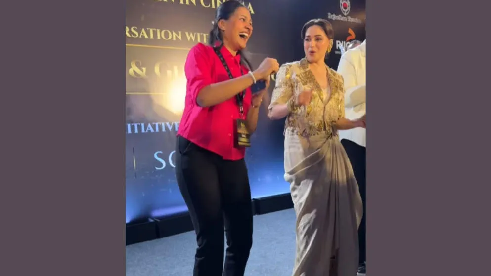 Shah Rukh Khan, Madhuri Dixit, and Kareena Kapoor Arrive in Jaipur for IIFA Celebrations